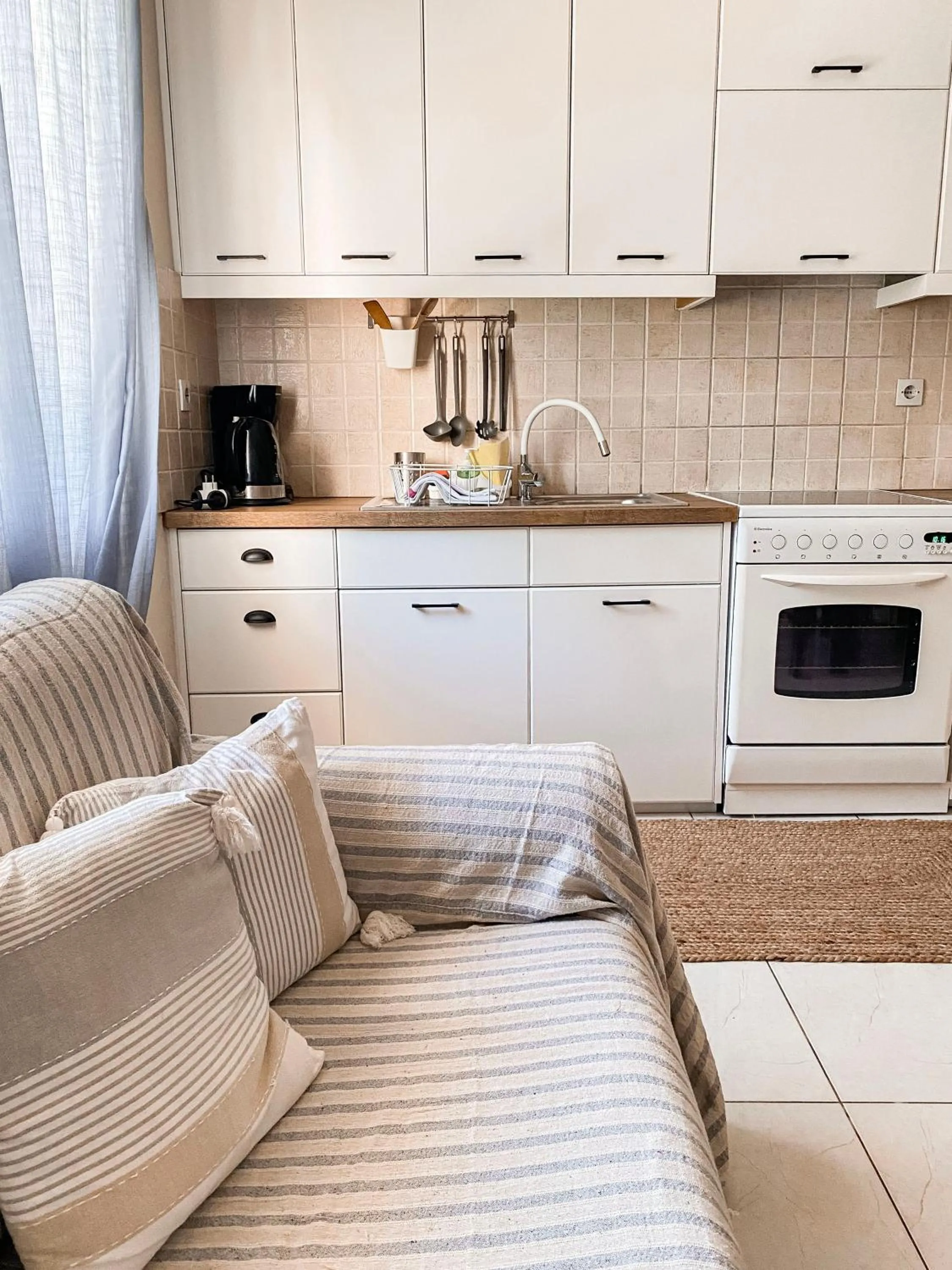 kitchen in Kaloudis Studios & Apartments