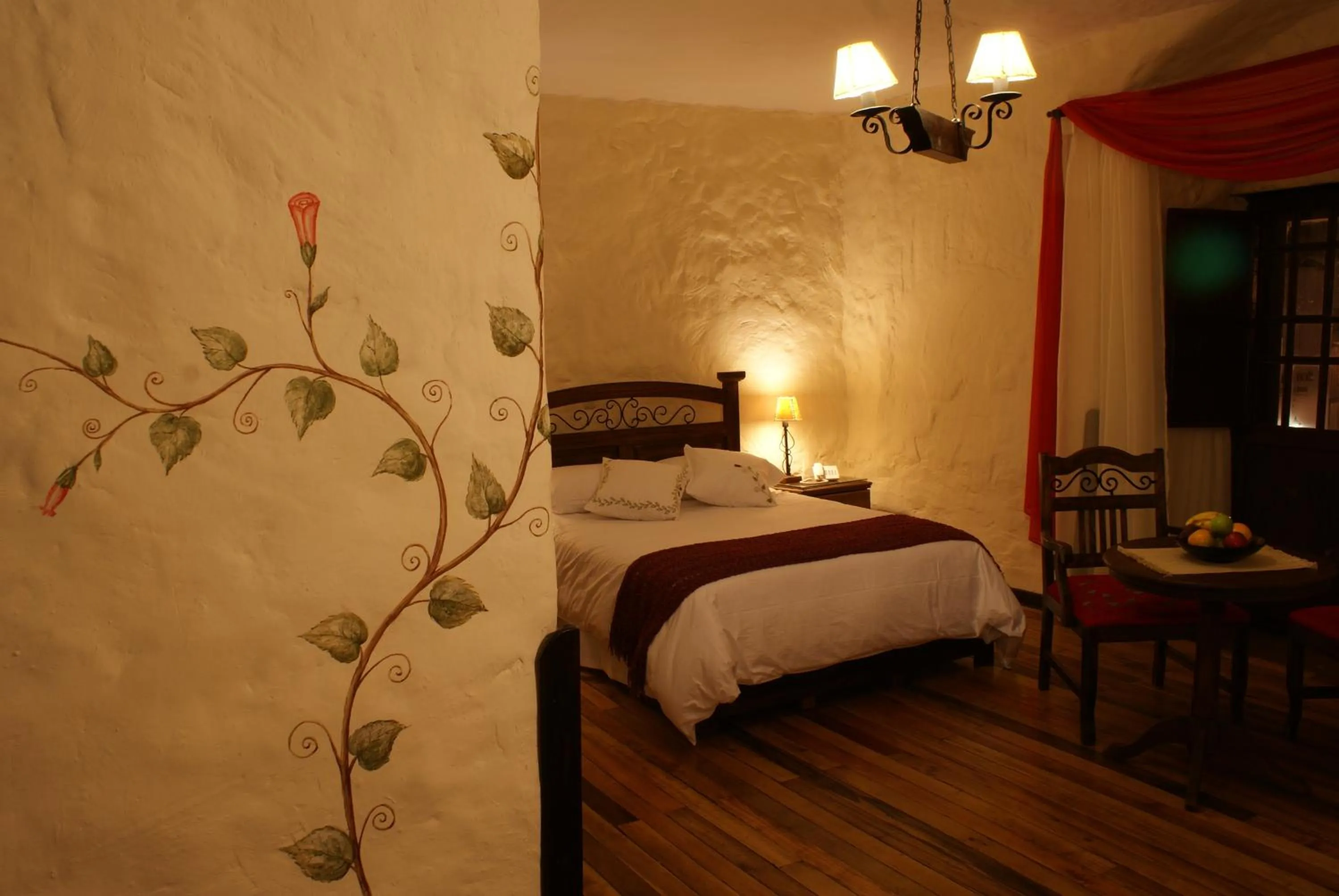 Photo of the whole room, Bed in Unaytambo Boutique Hotel Cusco