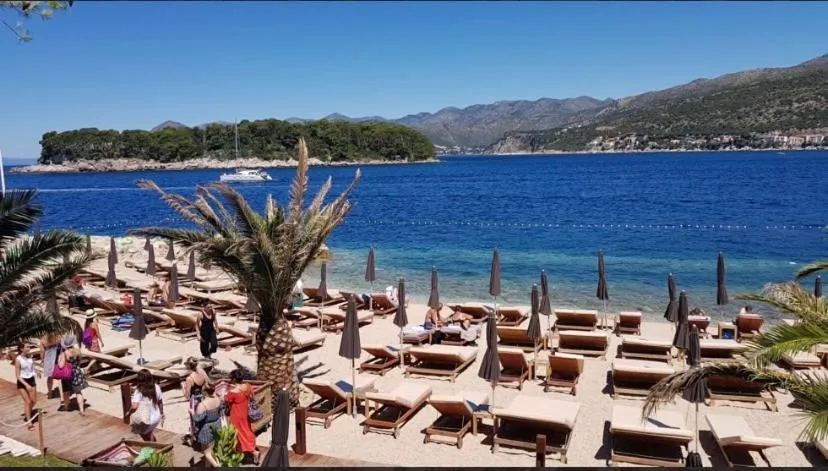 Aida Apartments and Rooms for couples and families FREE PARKING