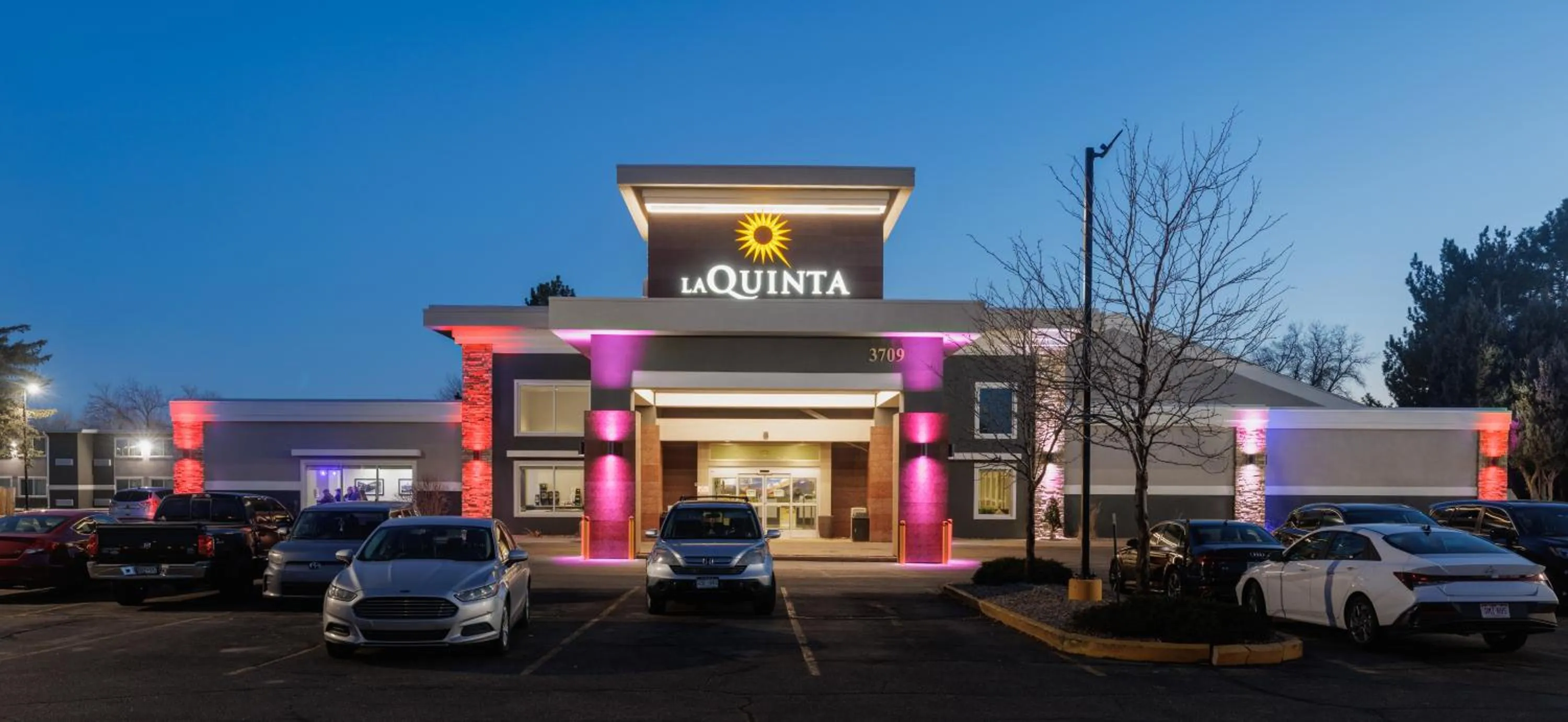 Property building in La Quinta Inn & Suites by Wyndham Fort Collins, Colorado