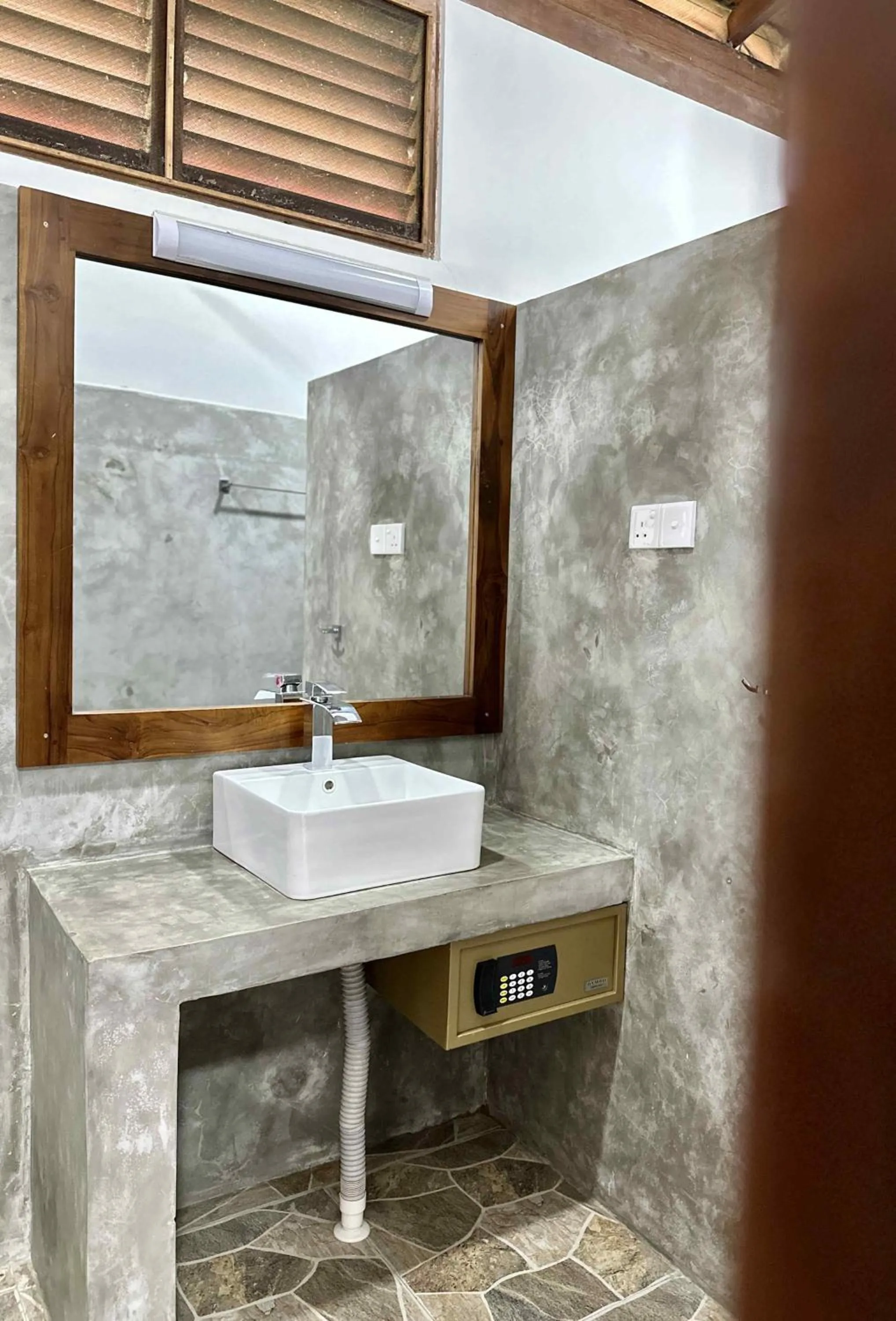 Property building in Jungle Paradise