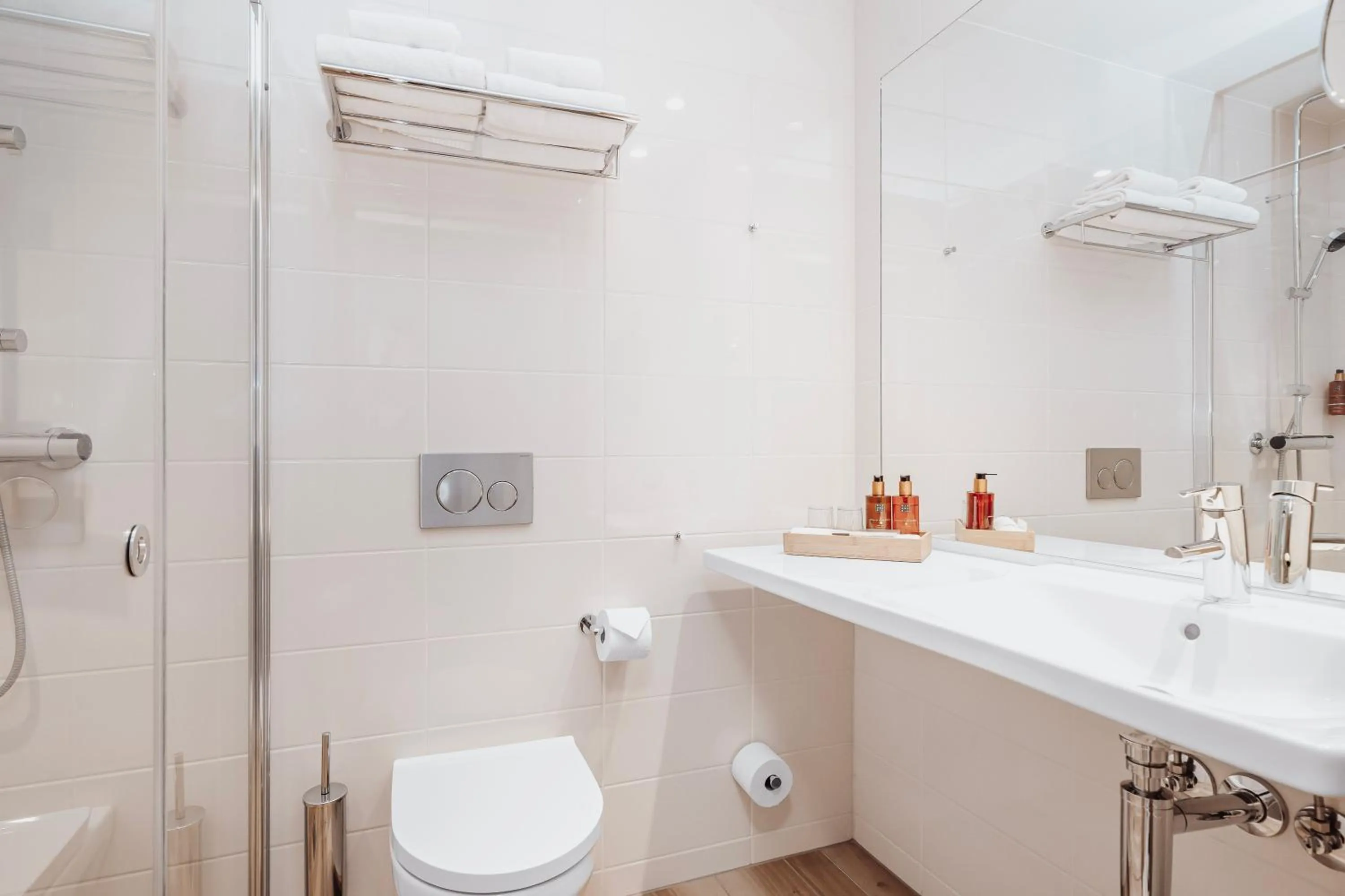 Bathroom in Wood Hotel by Frich's