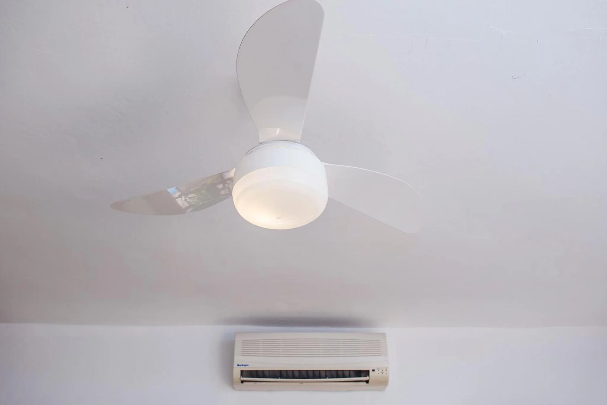 fireplace in Pousada Refugio da Harmonia