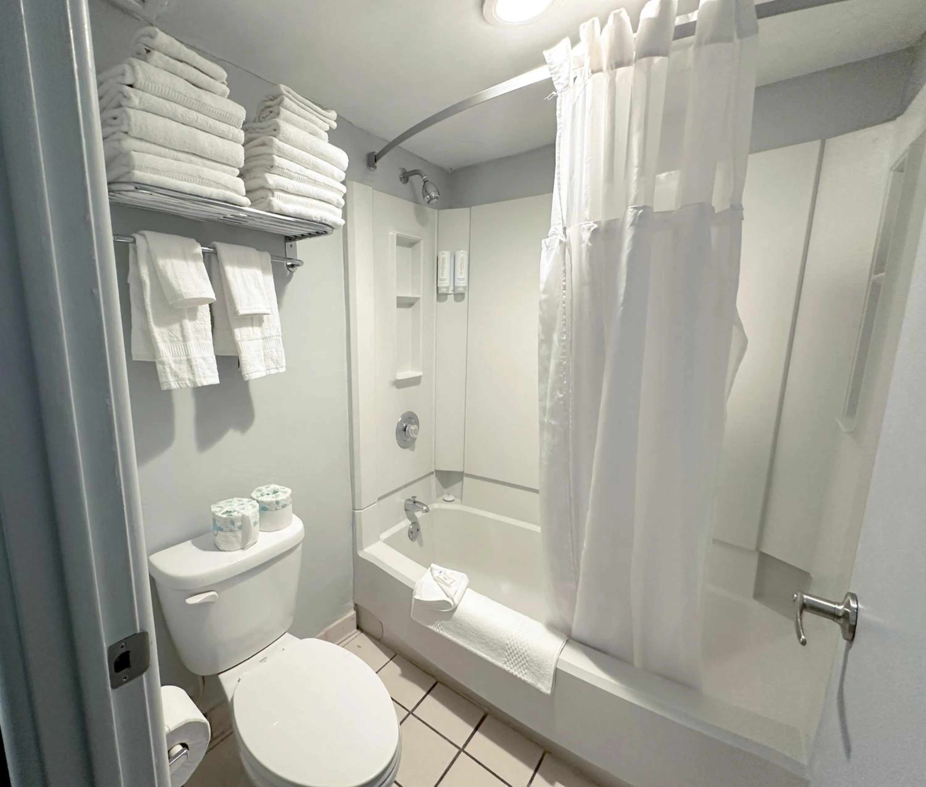 Bathroom in Clarion Inn