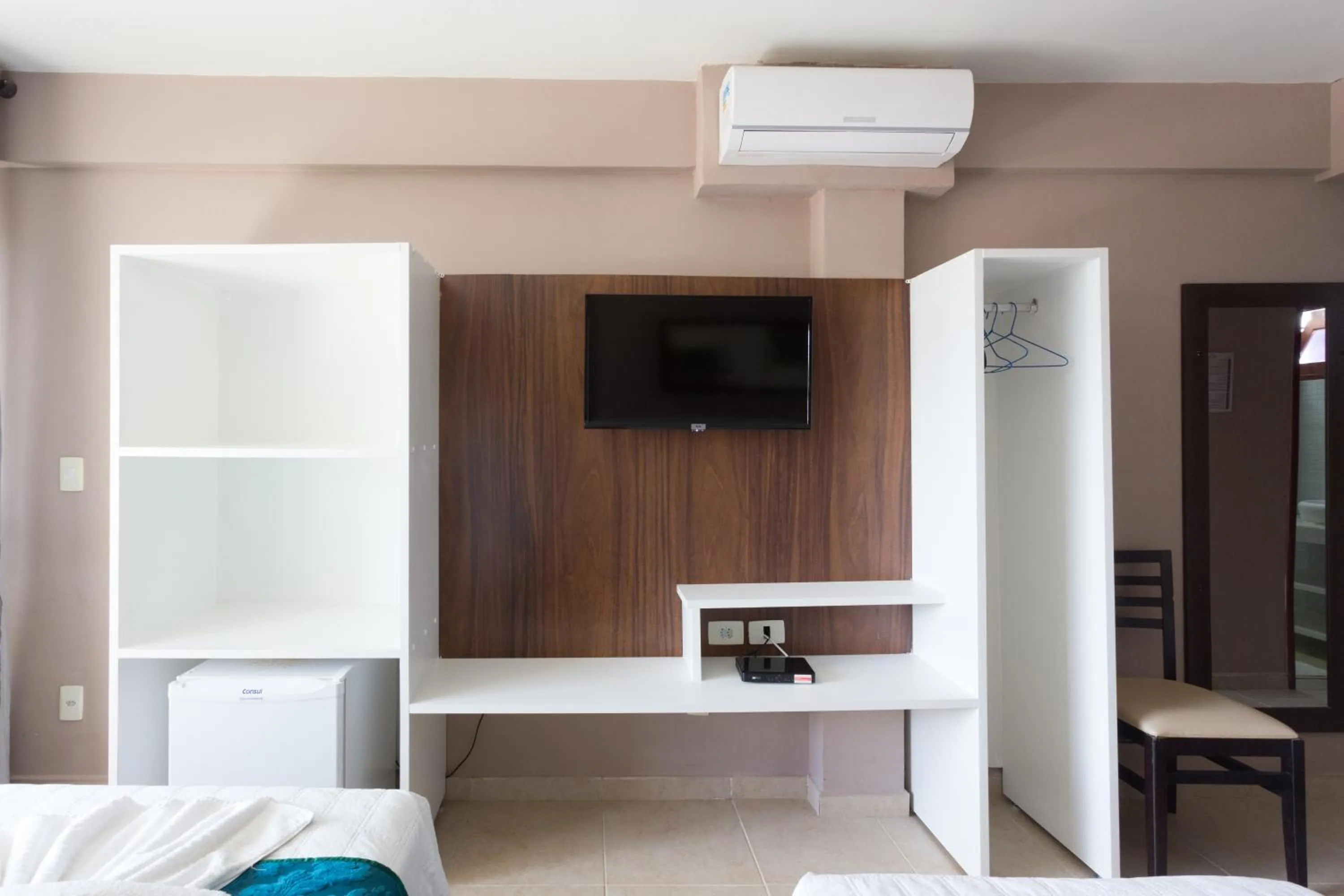 Photo of the whole room, Bed in Pousada Iandê