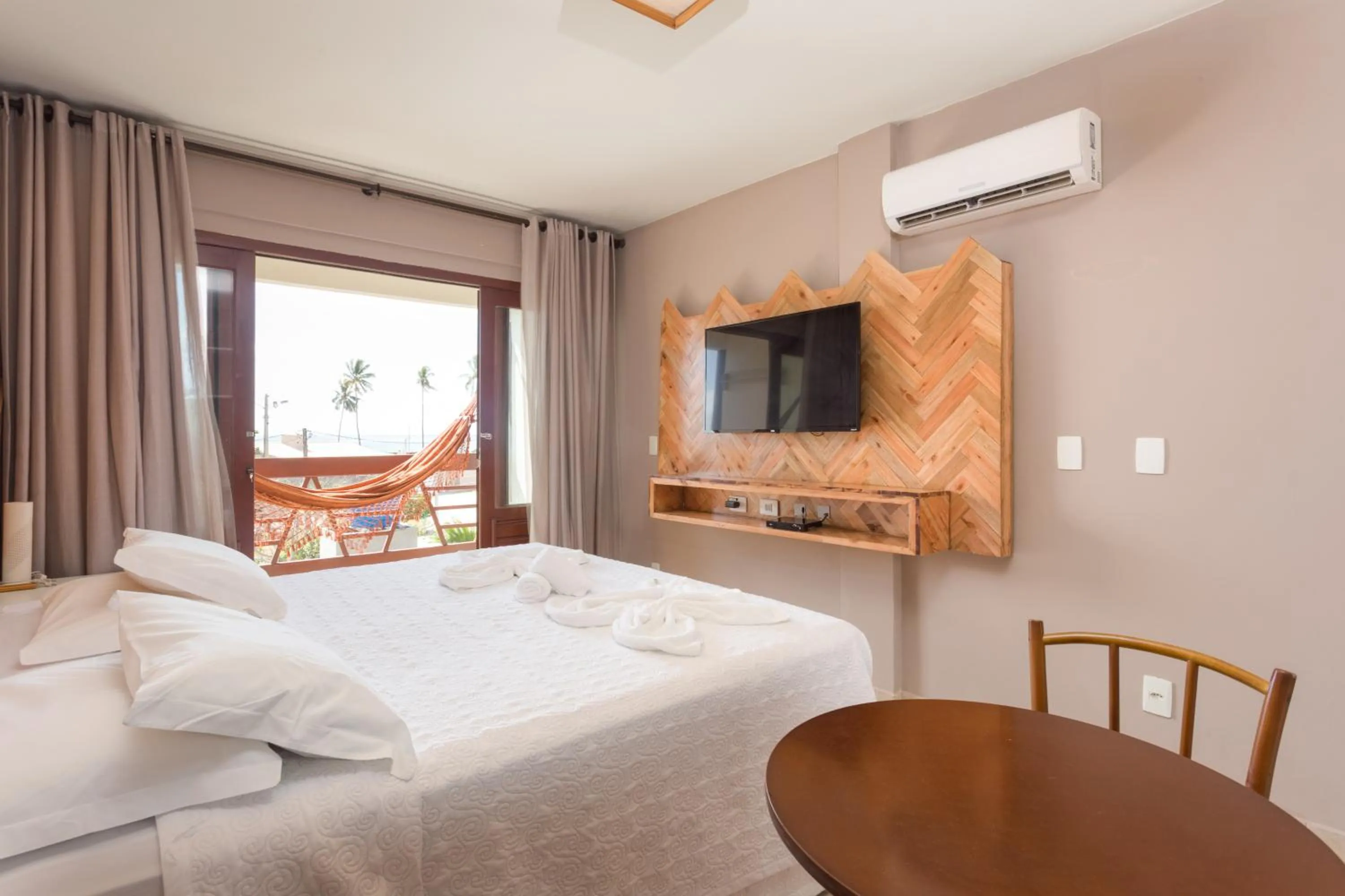 Photo of the whole room, Bed in Pousada Iandê