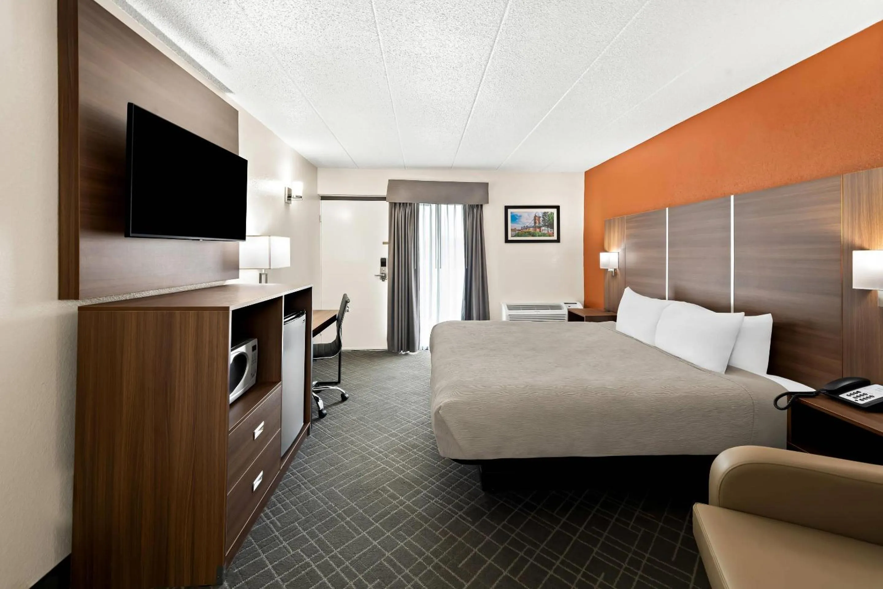 Bedroom, Bed in Quality Inn Mason Near Kings Island