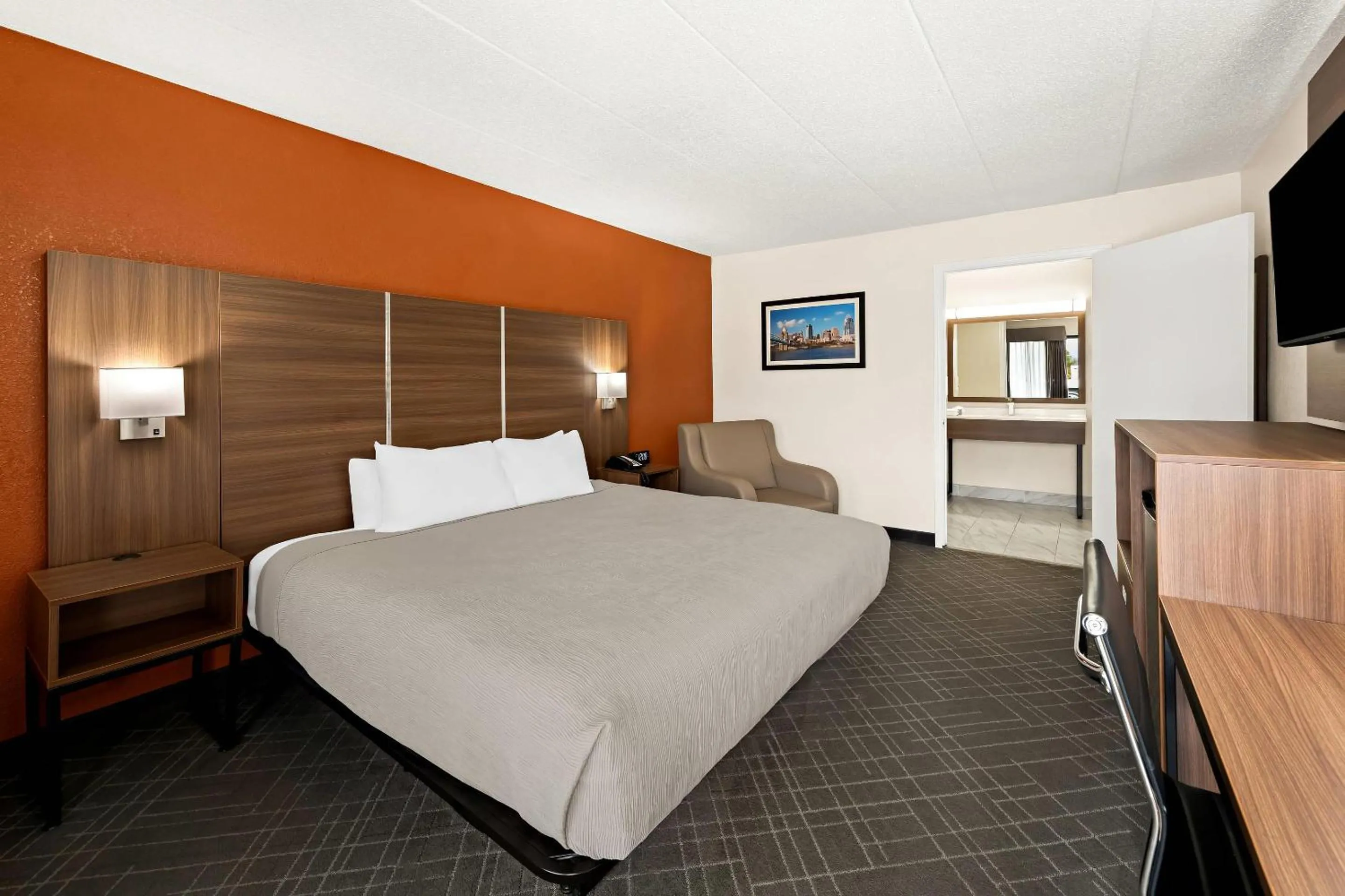 Bedroom, Bed in Quality Inn Mason Near Kings Island