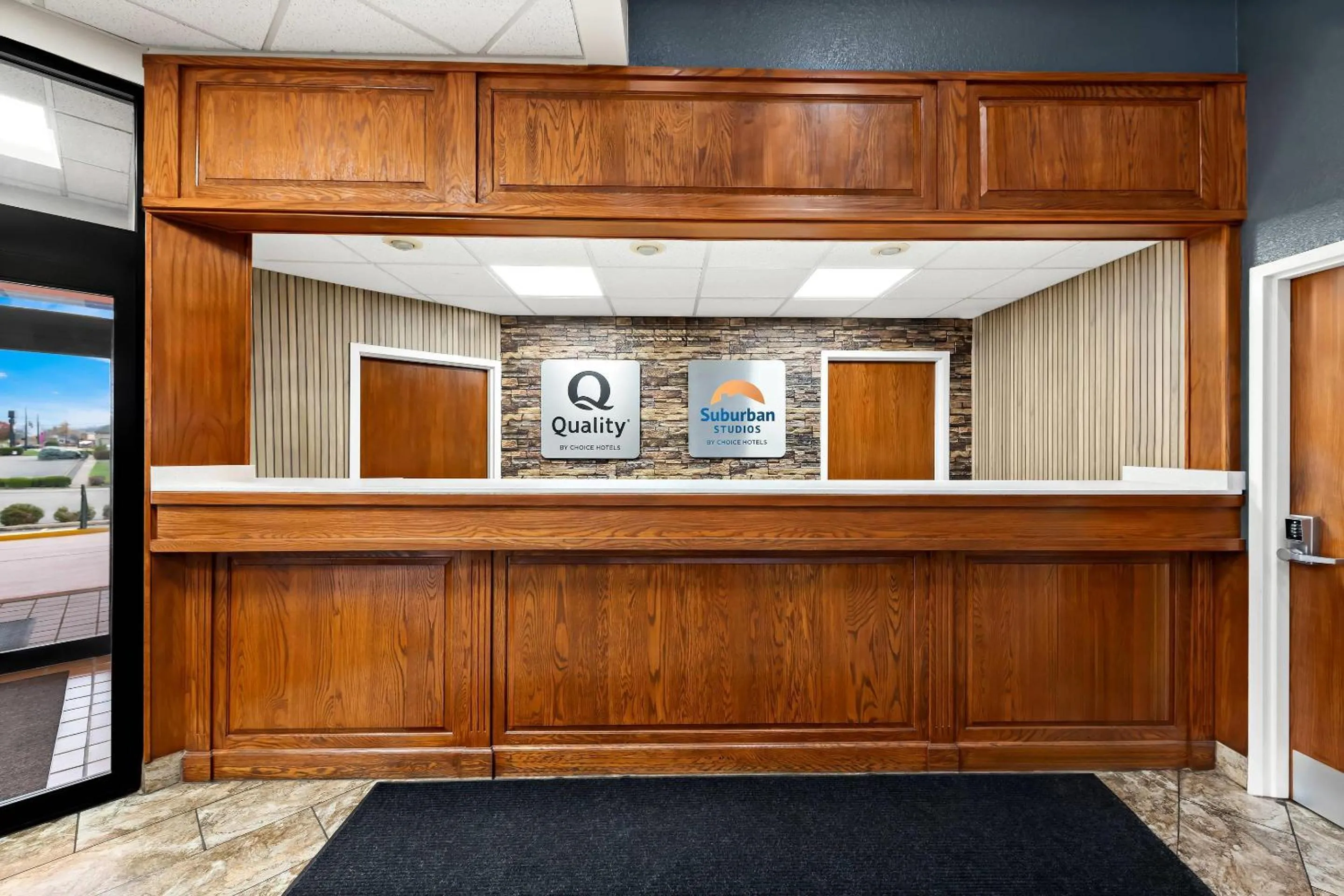 Lobby or reception in Quality Inn Mason Near Kings Island