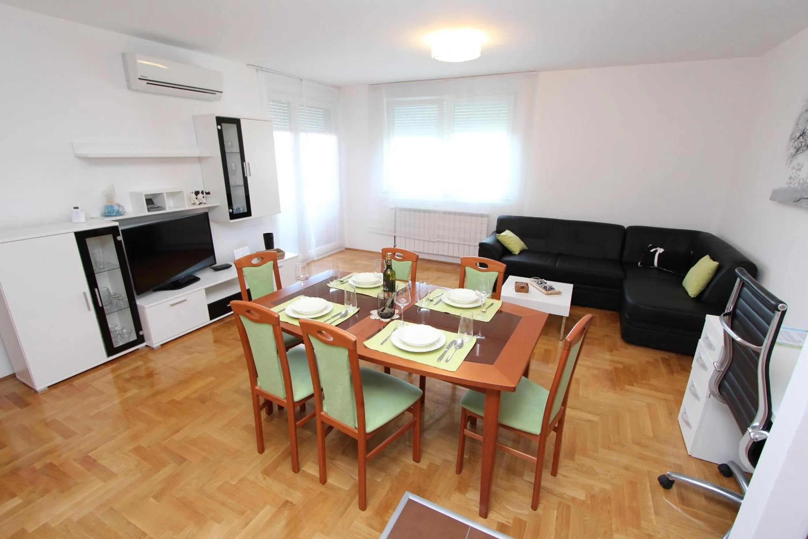 Apartment Mladen
