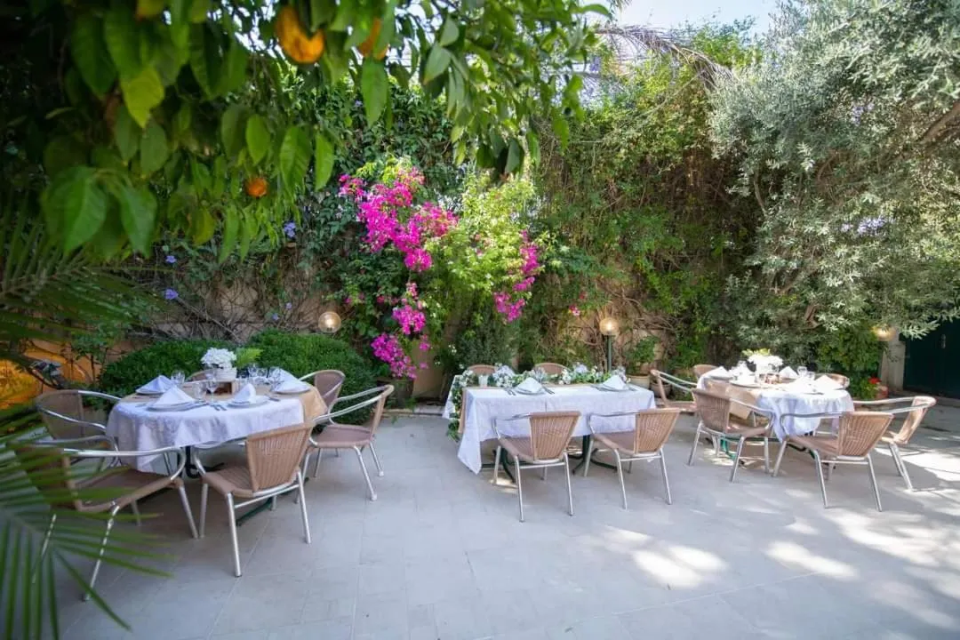 Patio, Restaurant/Places to Eat in Christmas Hotel - Jerusalem