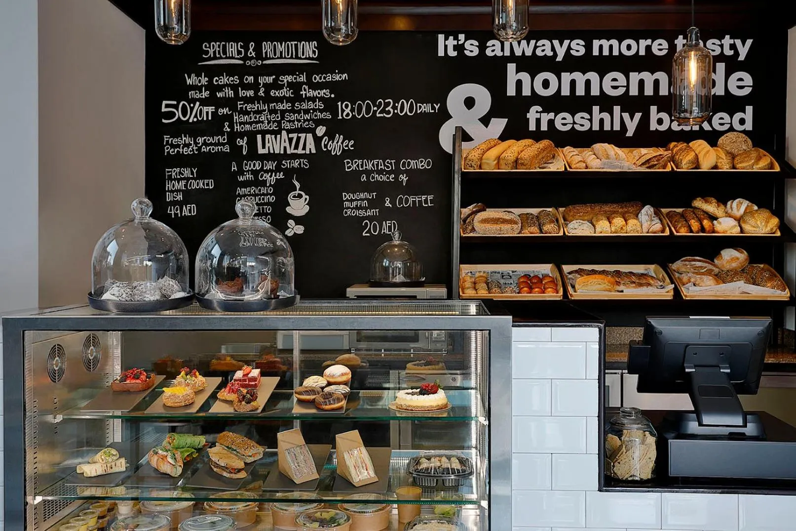 Restaurant/places to eat in Nassima Tower Hotel Apartments