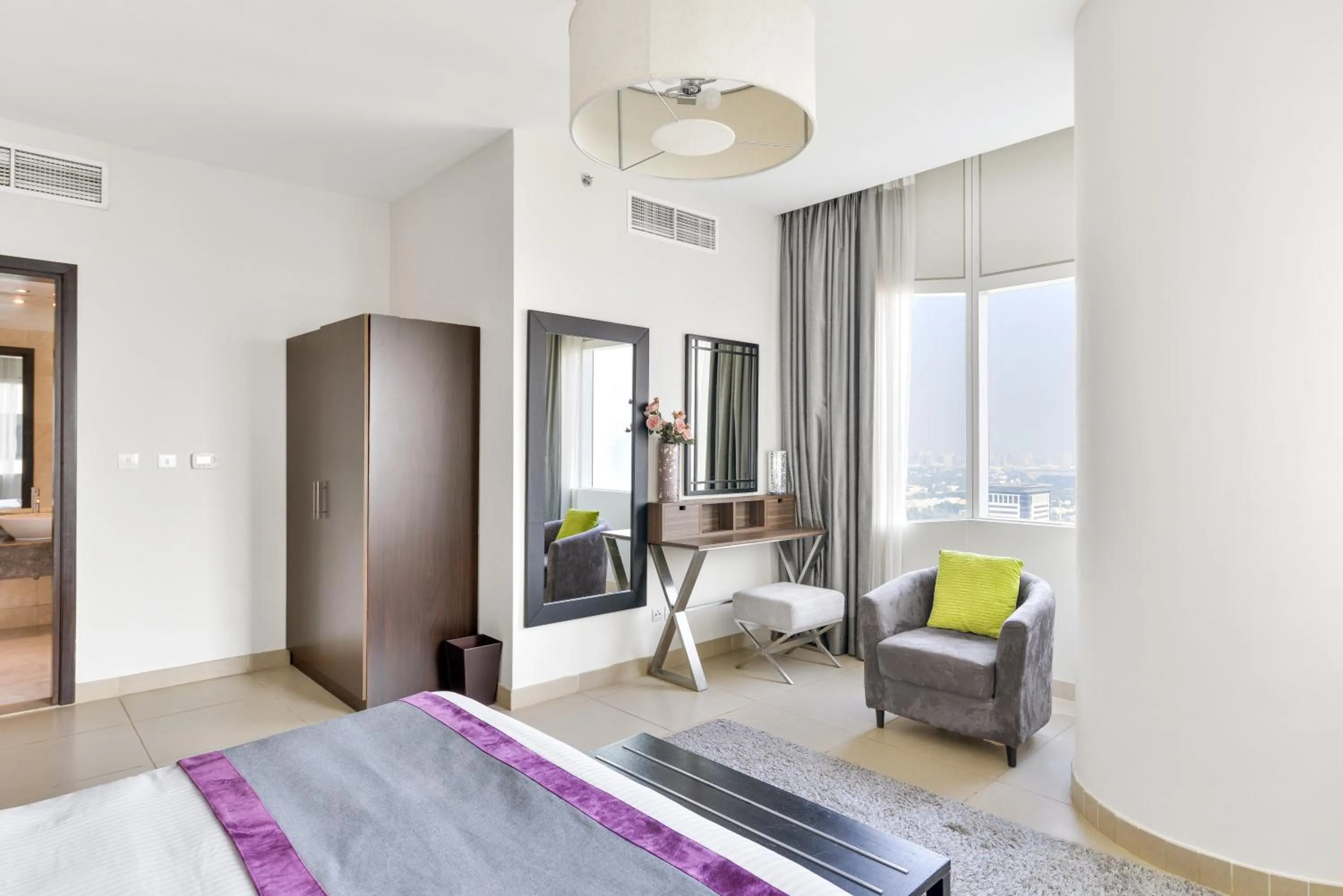 Bedroom, Bed in Nassima Tower Hotel Apartments