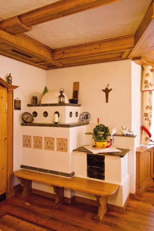 Restaurant/places to eat in Sattelbogener Hof