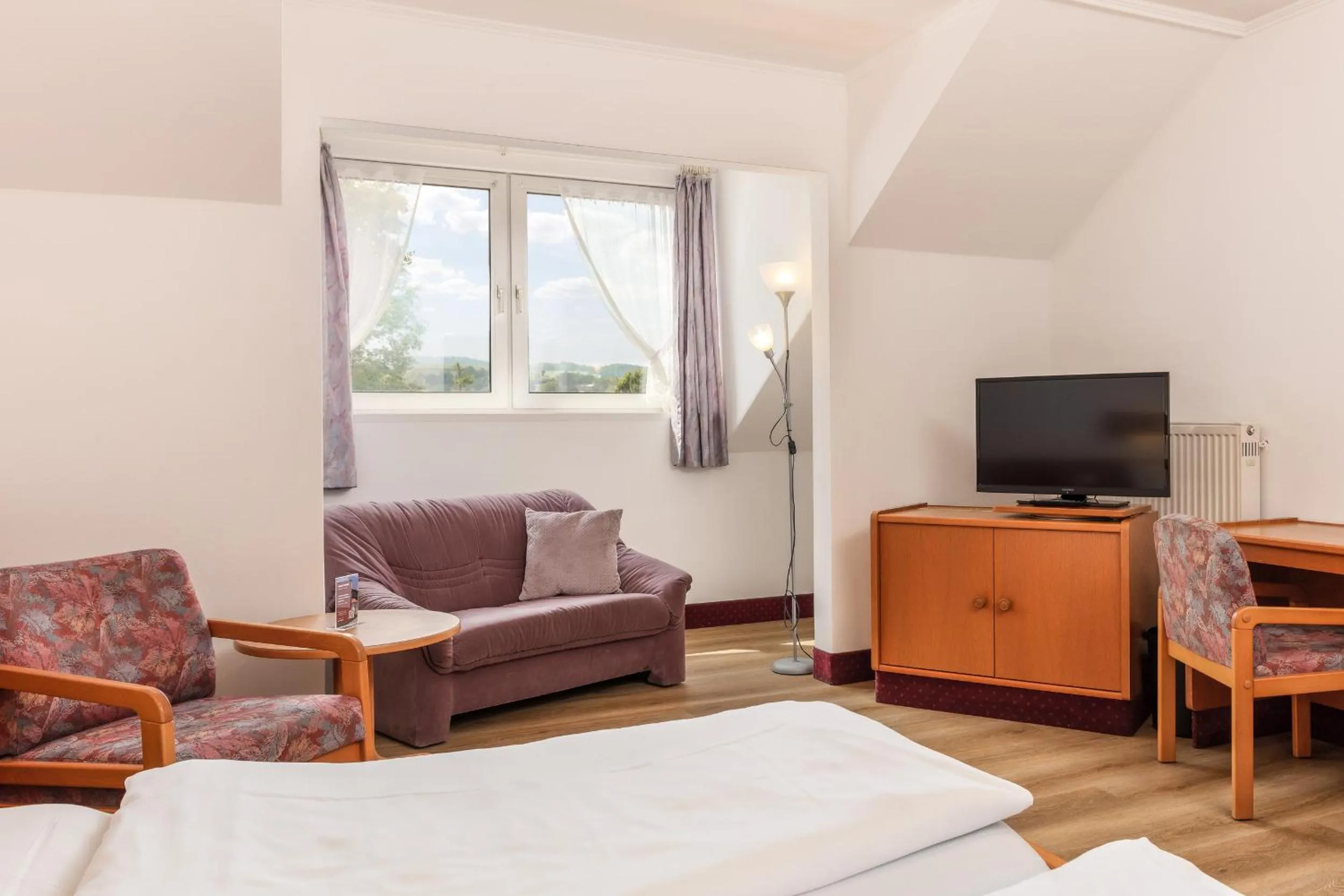 Photo of the whole room, Bed in Sattelbogener Hof