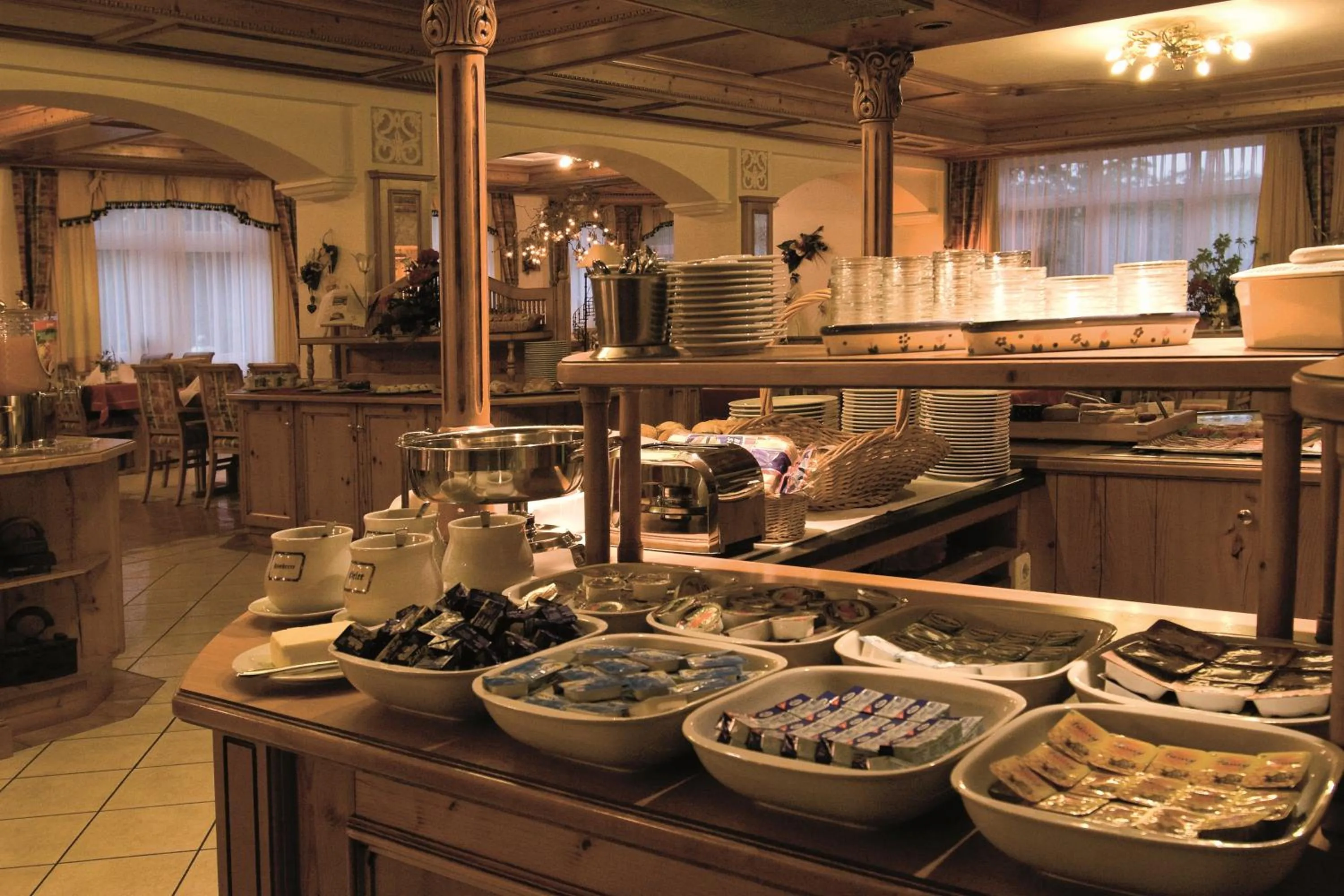 Buffet breakfast in Sattelbogener Hof