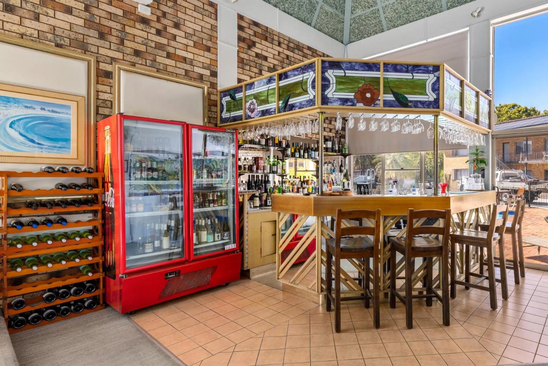 Lounge or bar in Sanctuary Resort Motor Inn