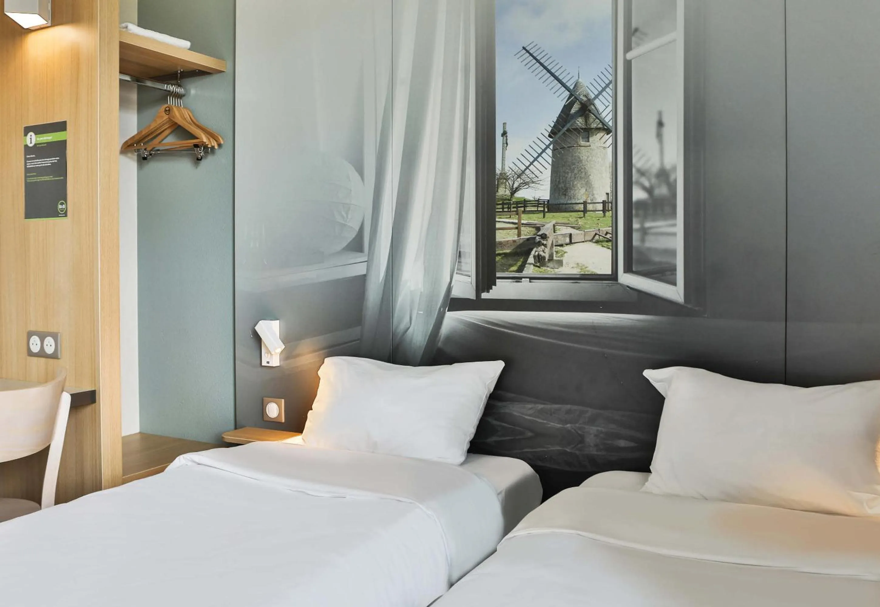 Bedroom, Bed in B&B HOTEL Les Herbiers