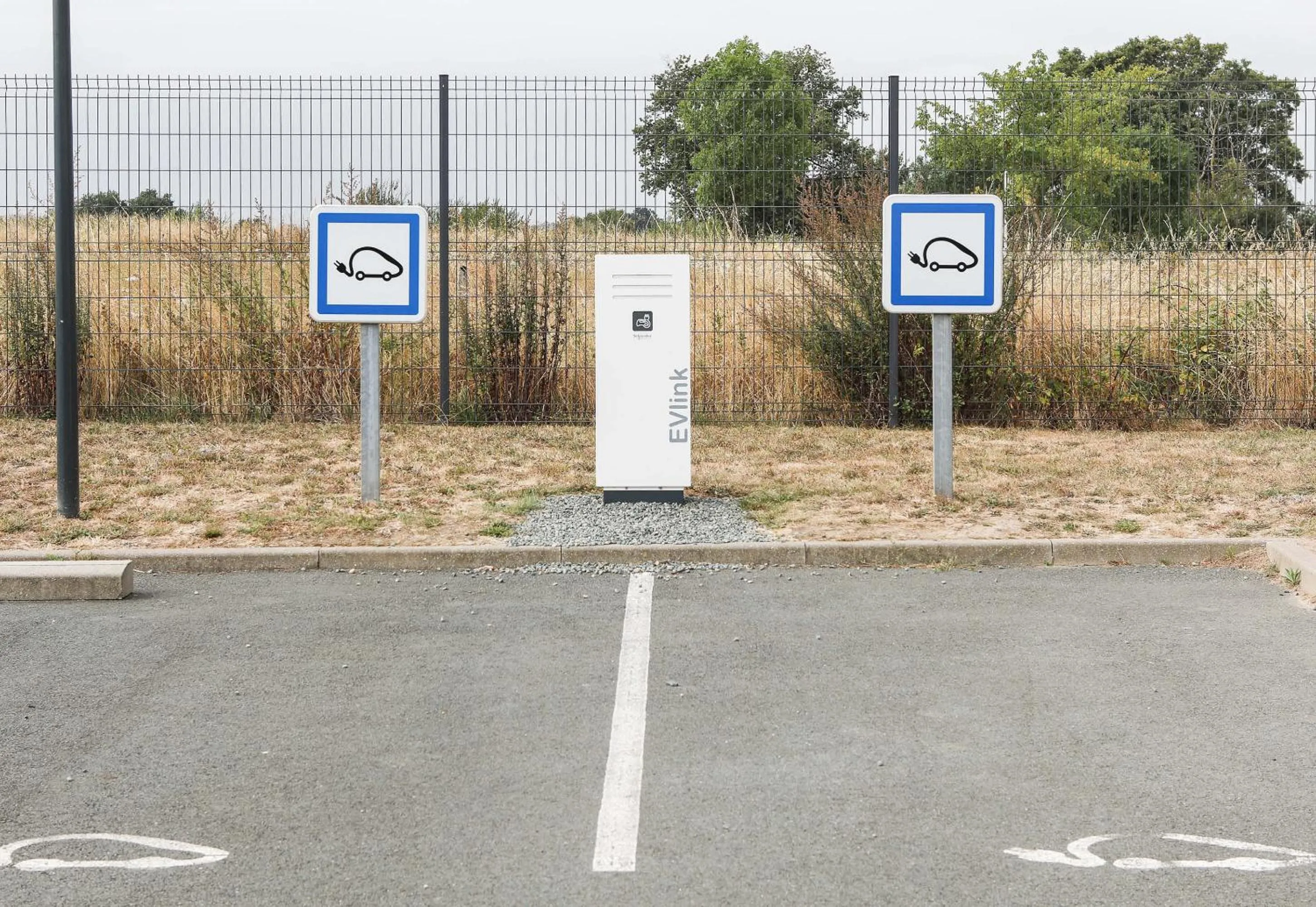 Parking in B&B HOTEL Les Herbiers