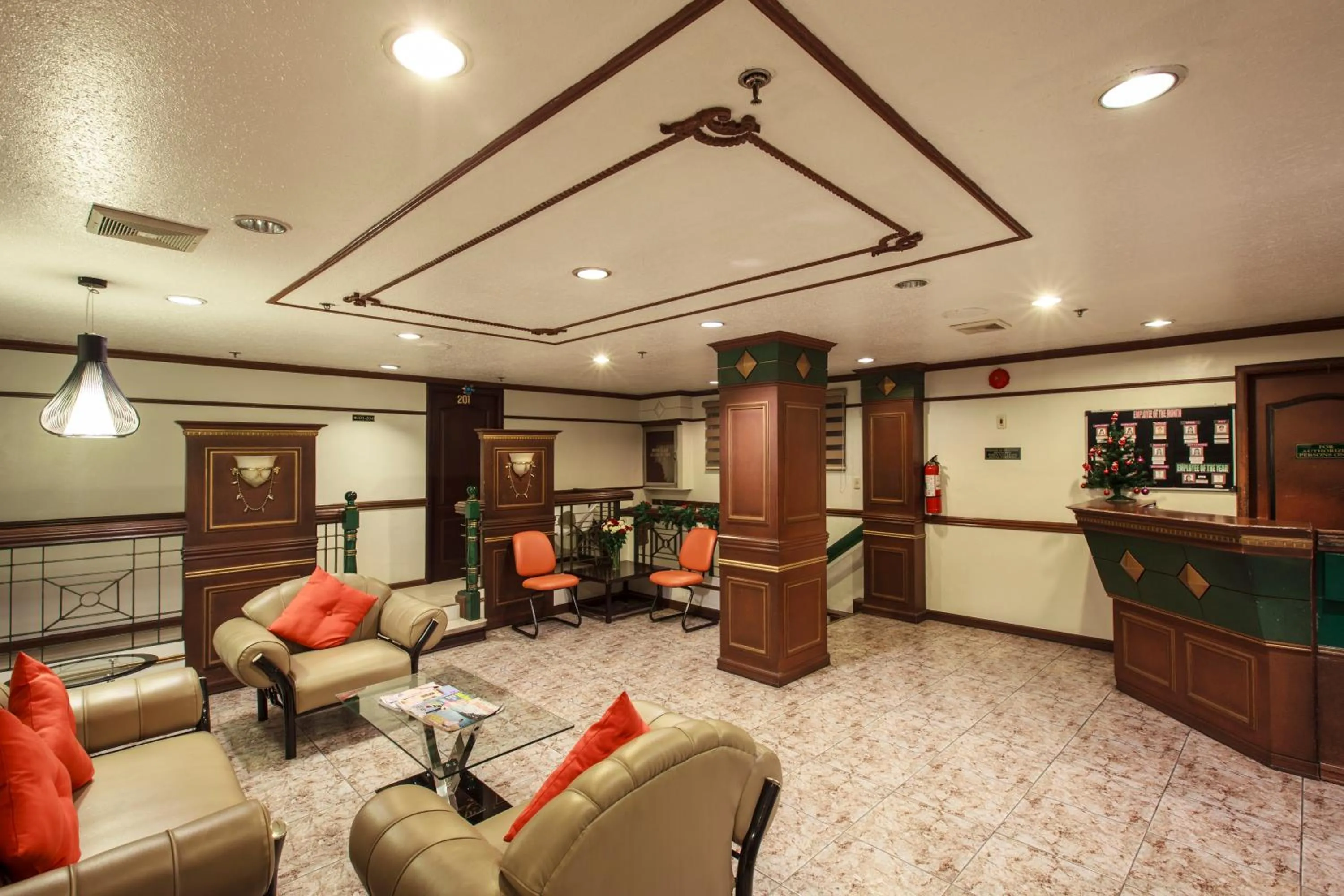 Area and facilities in Paladin Hotel