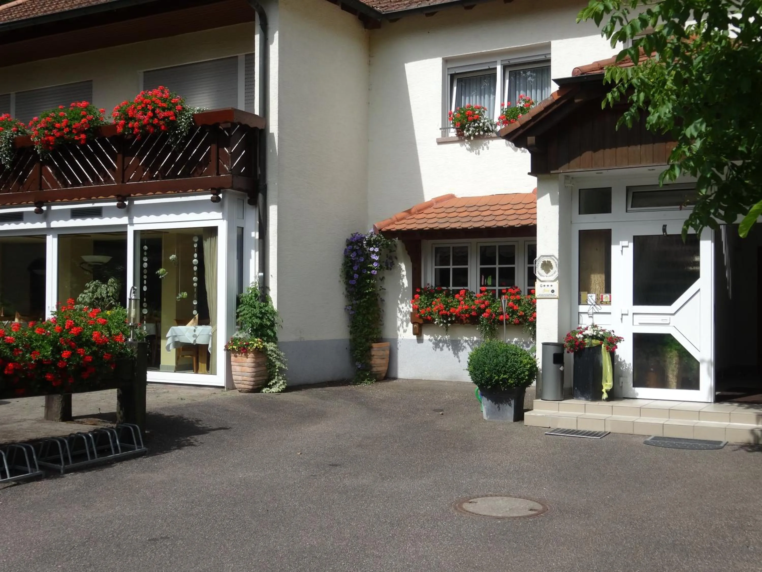 Facade/entrance in Gasthof Waldeslust