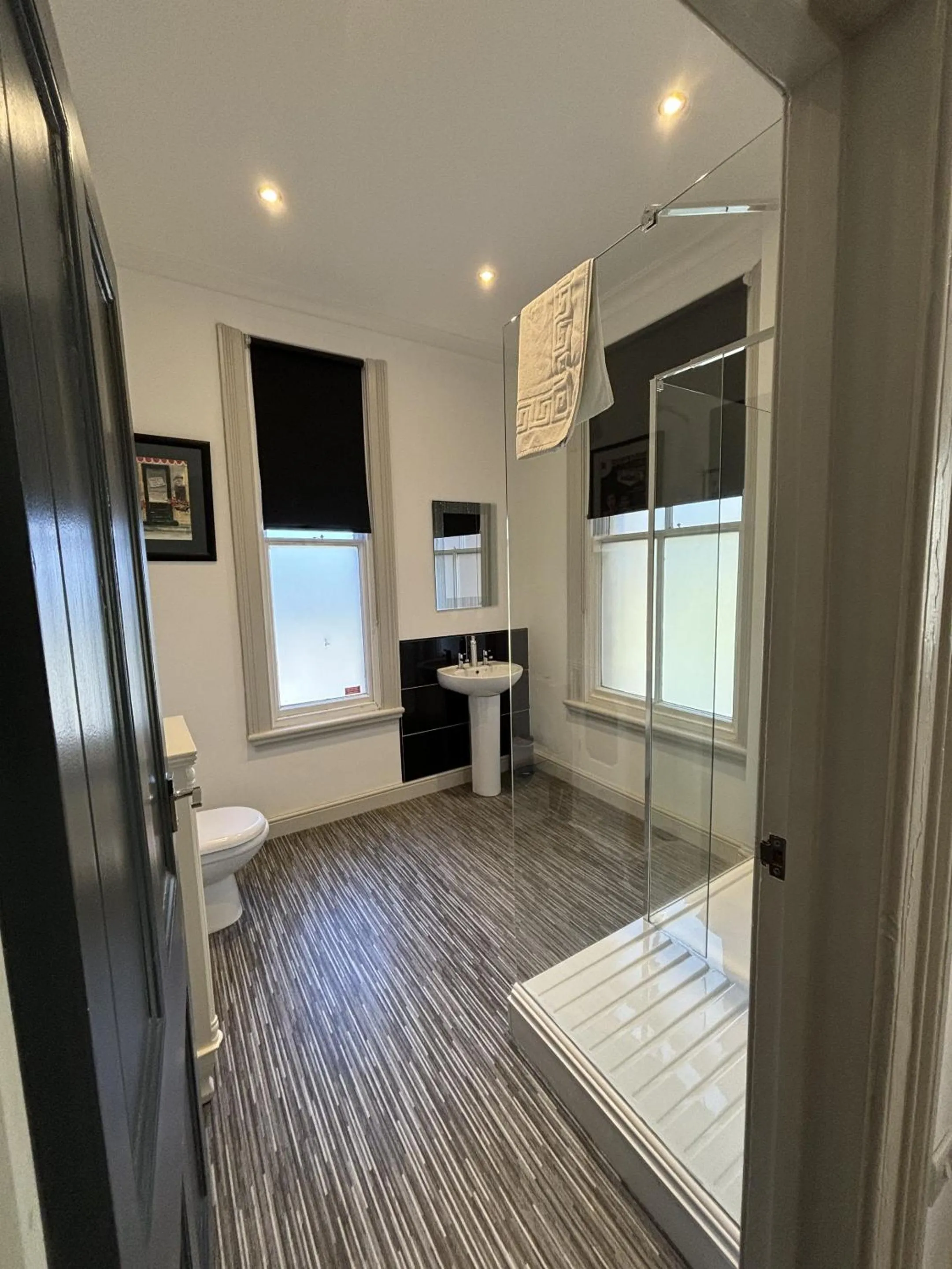 Bathroom, Bed in The Chapel House