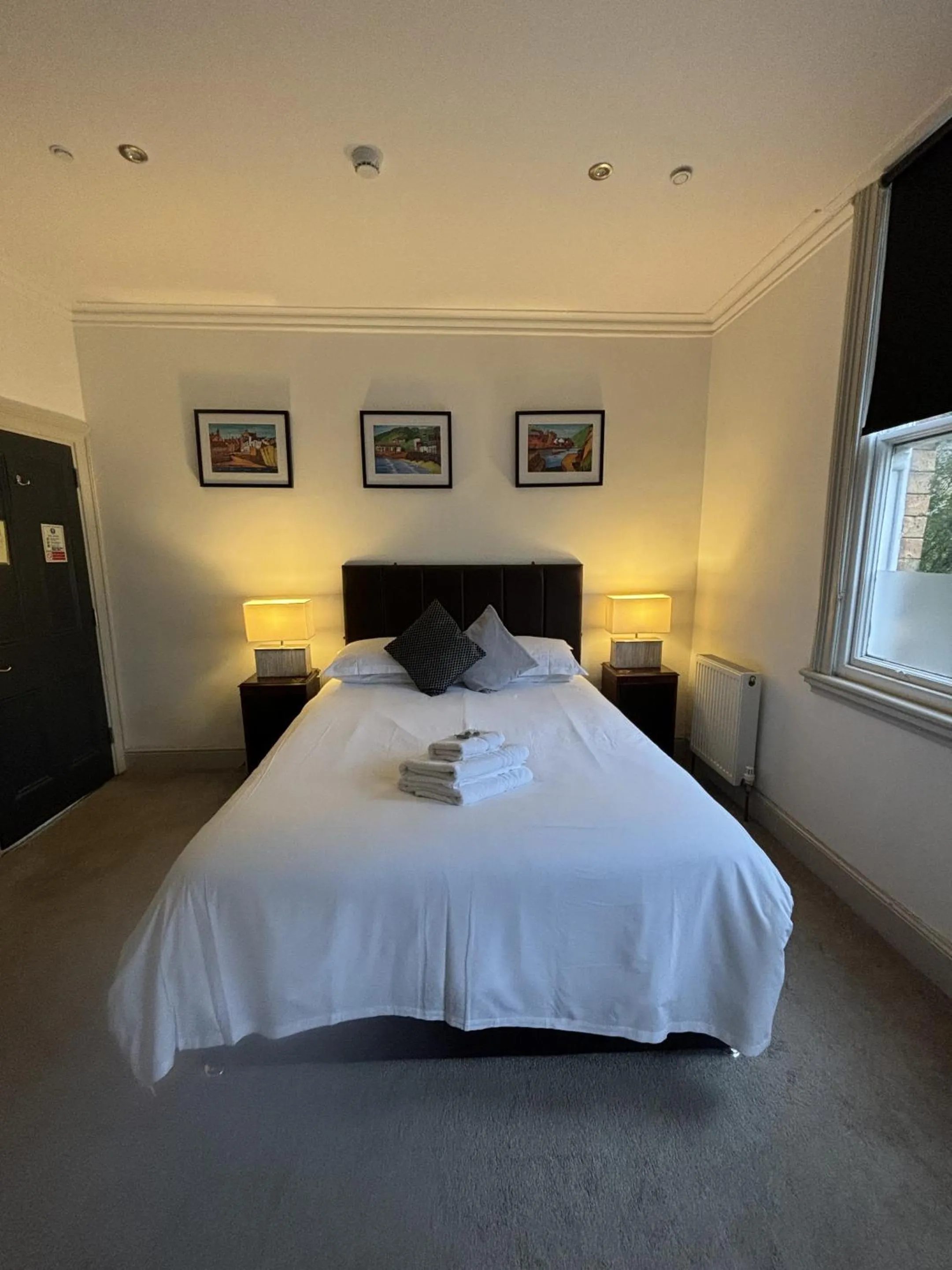 Bedroom, Bed in The Chapel House