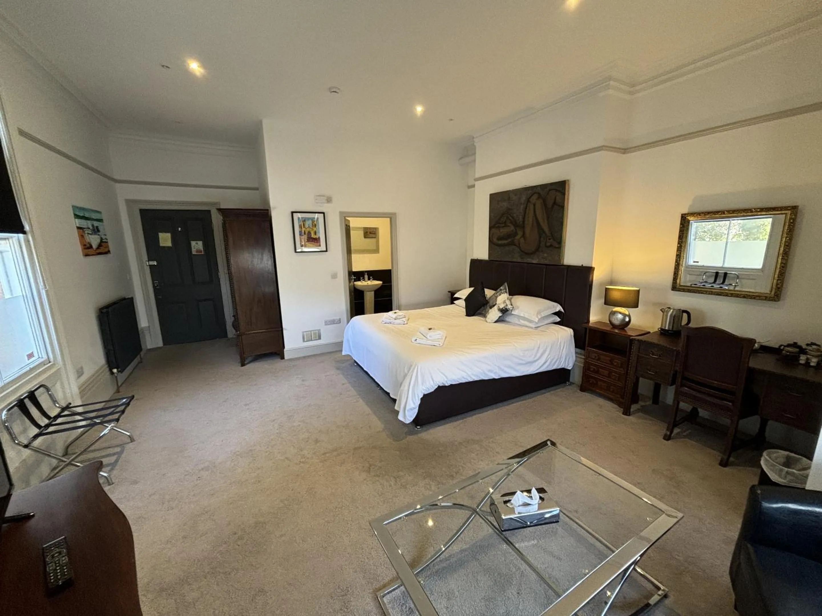 Bedroom, Bed in The Chapel House