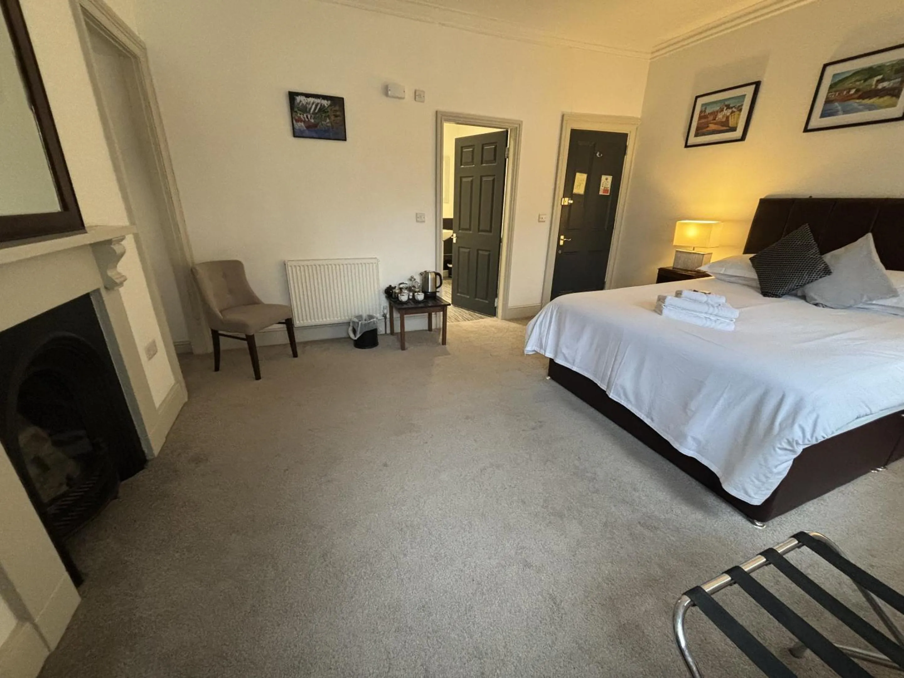 Bedroom, Bed in The Chapel House