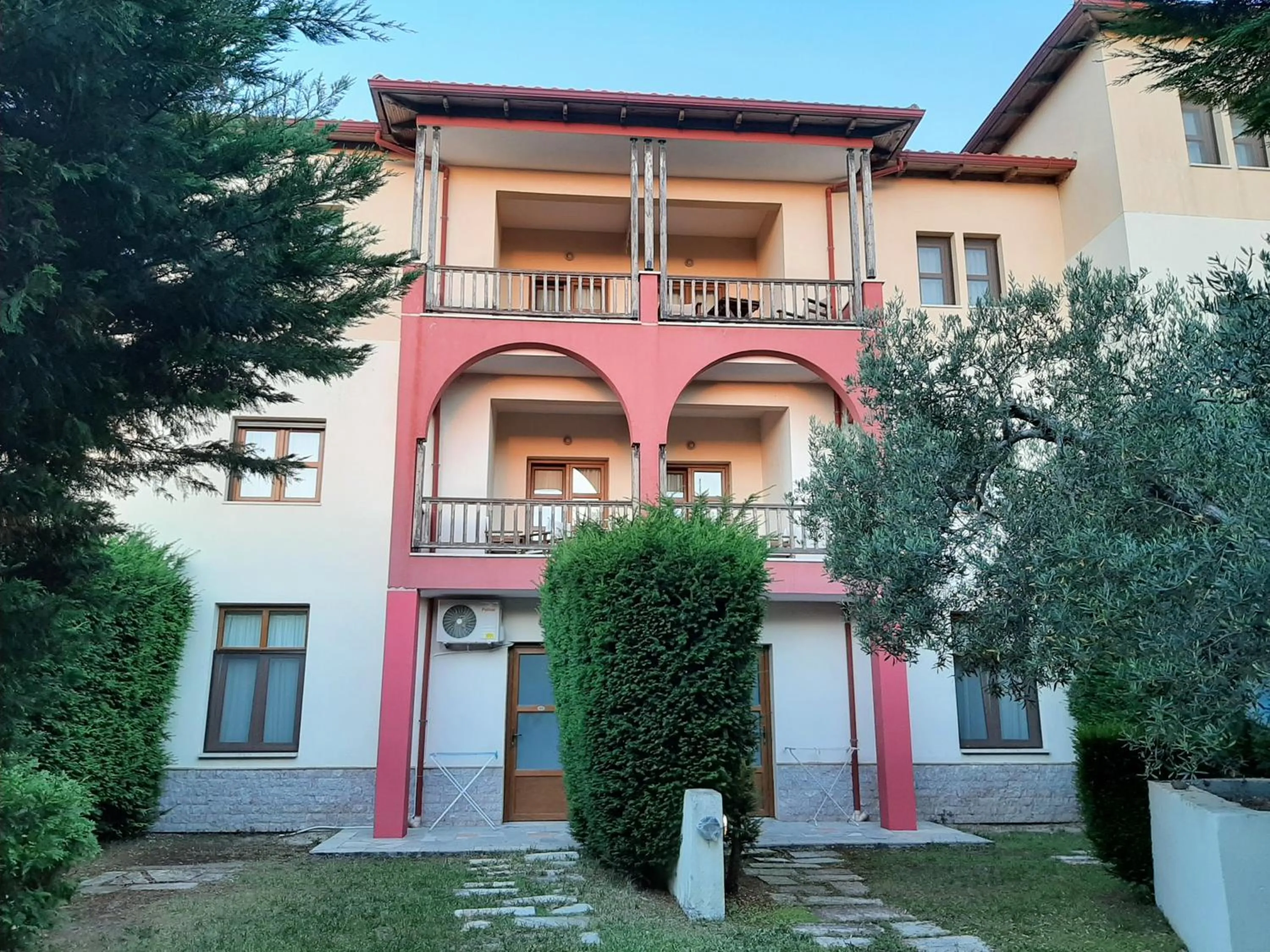 Property building in Gi Ga Mar