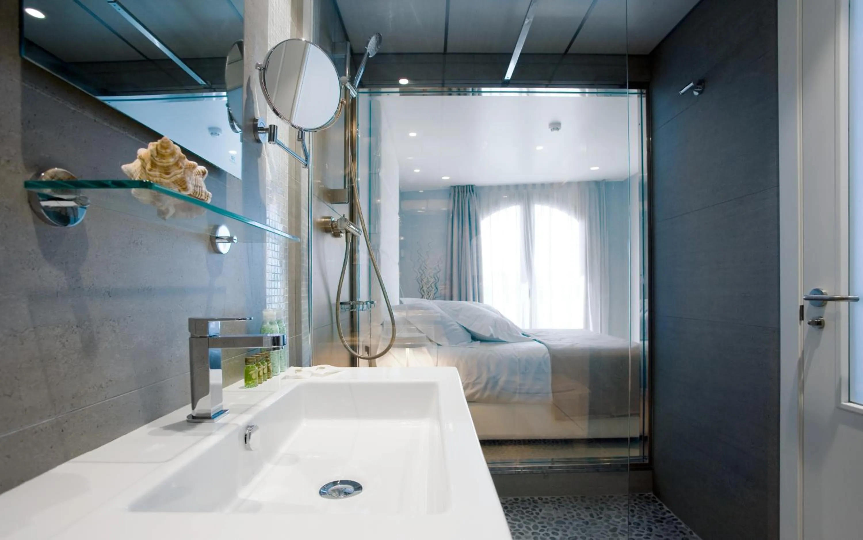 Bathroom in Hotel Boutique La Mar - Adults Only