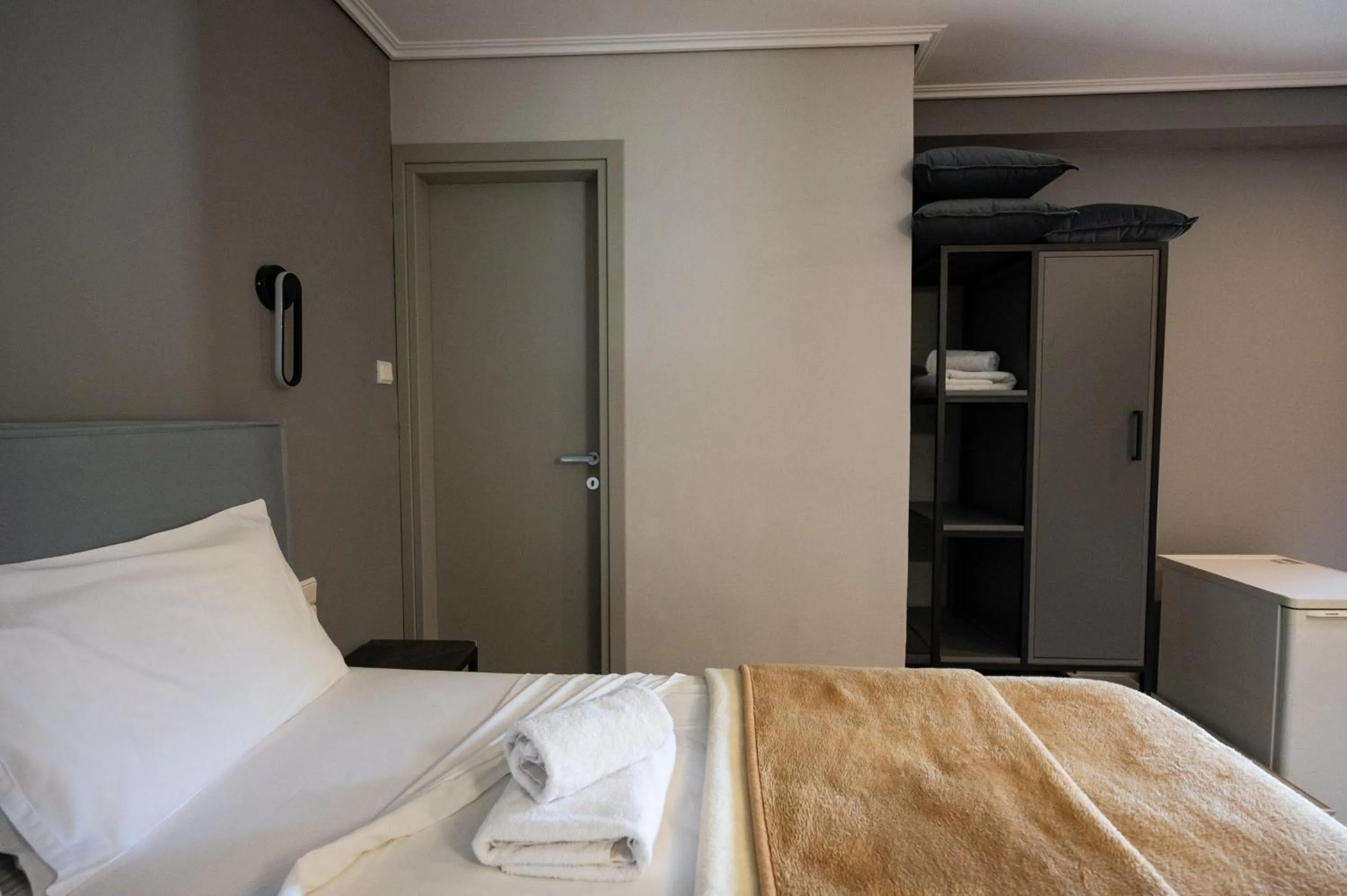 Bed in Kaiafas Lake Hotel