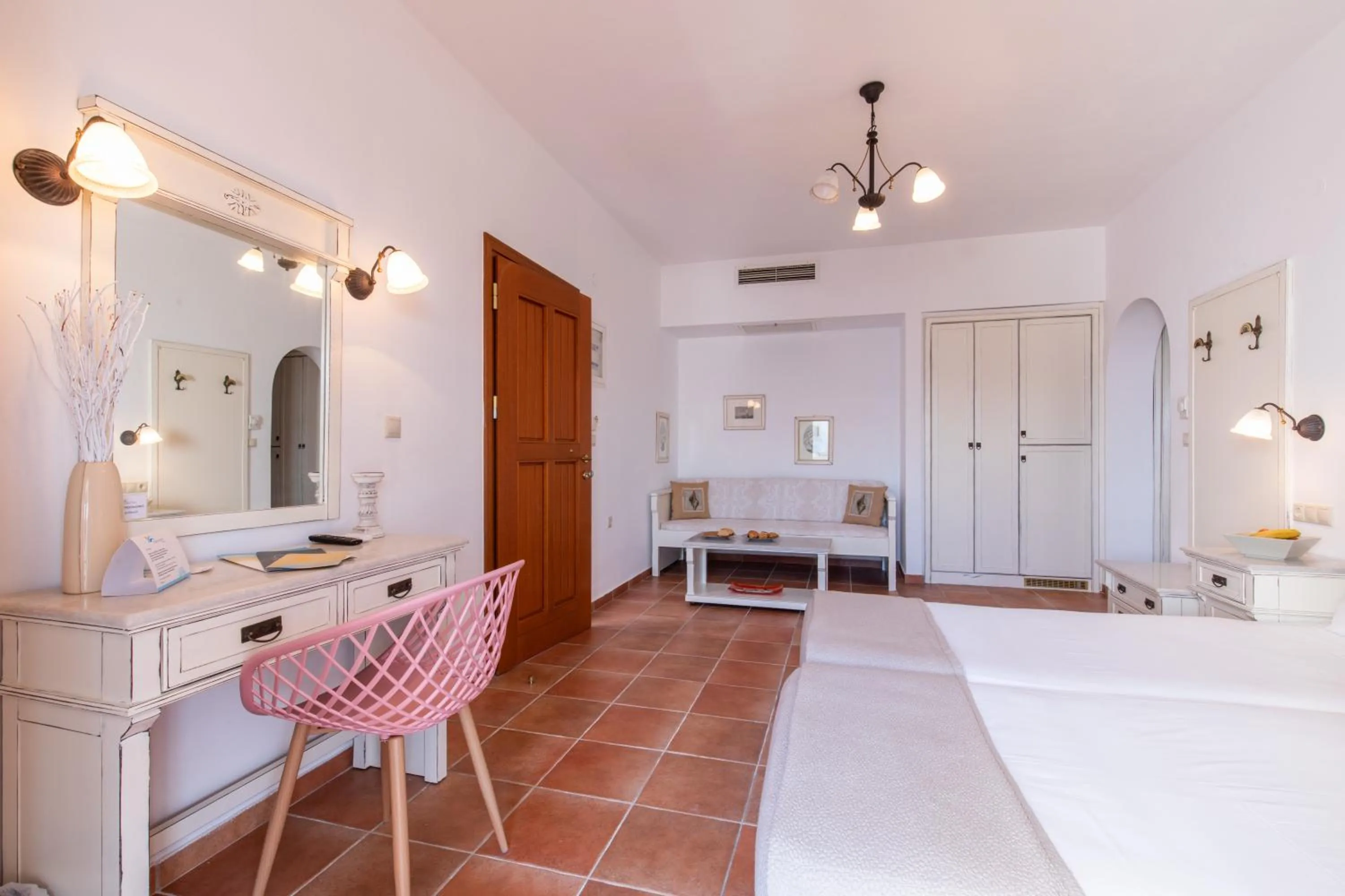 Bed in Plaza Beach Hotel