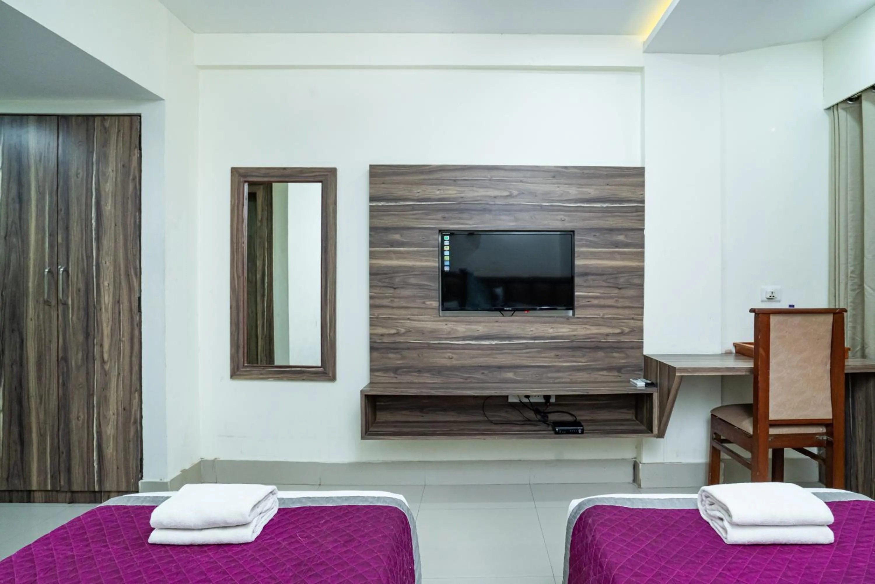 Communal lounge/ TV room, Bed in Nexstay Crystal Residency