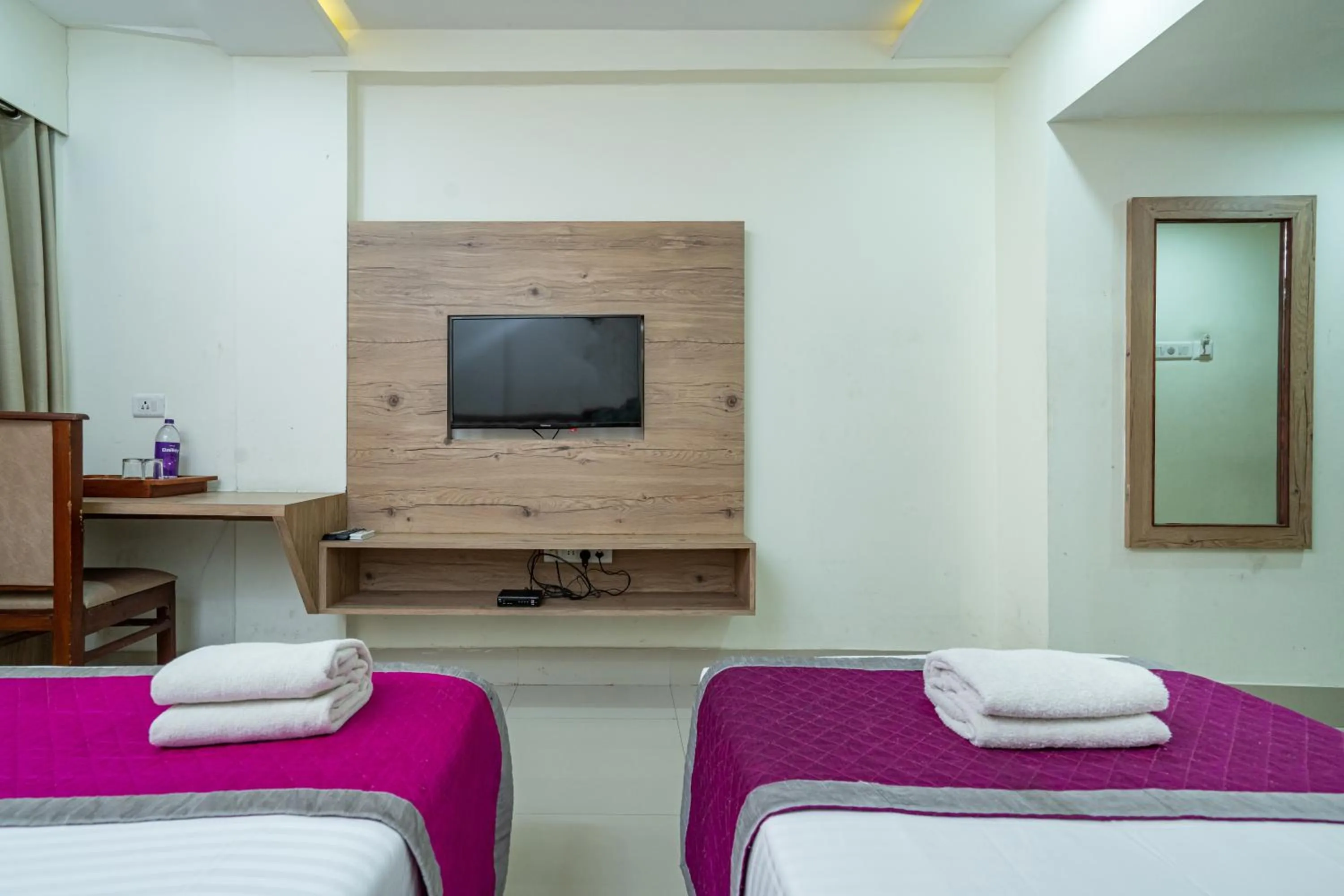 Communal lounge/ TV room, Bed in Nexstay Crystal Residency