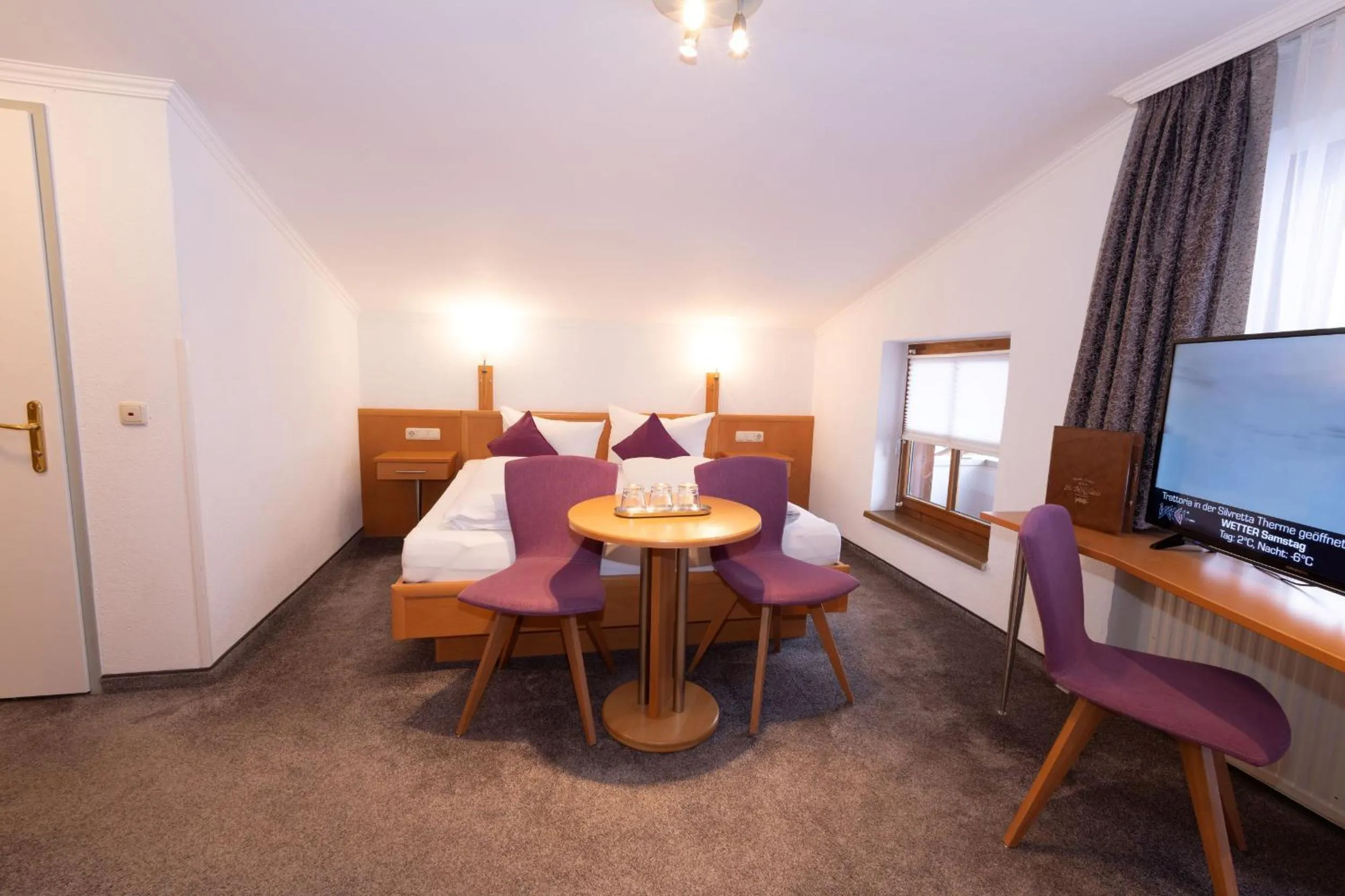 Photo of the whole room, Bed in Hotel St. Nikolaus