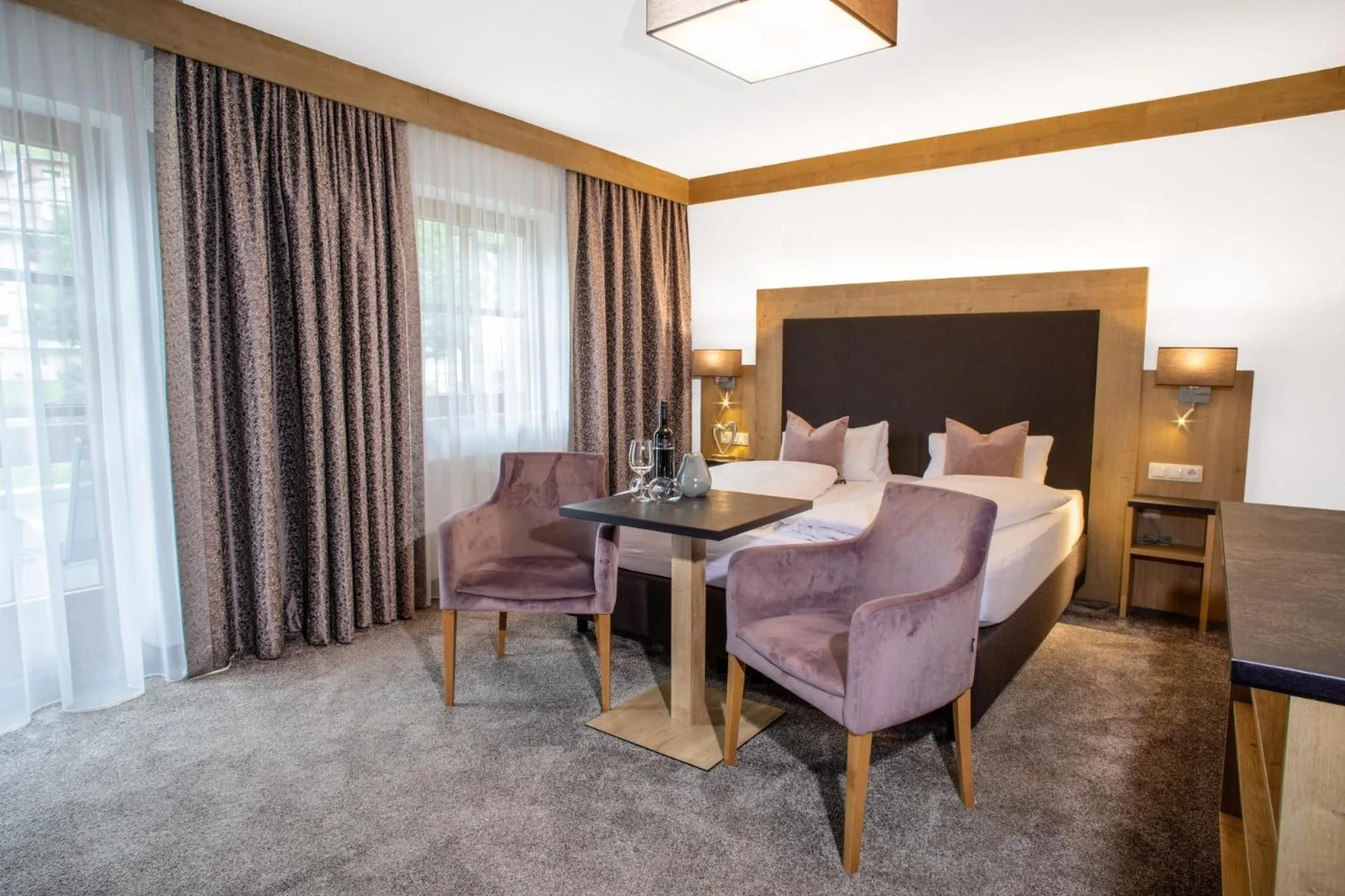 Photo of the whole room, Bed in Hotel St. Nikolaus