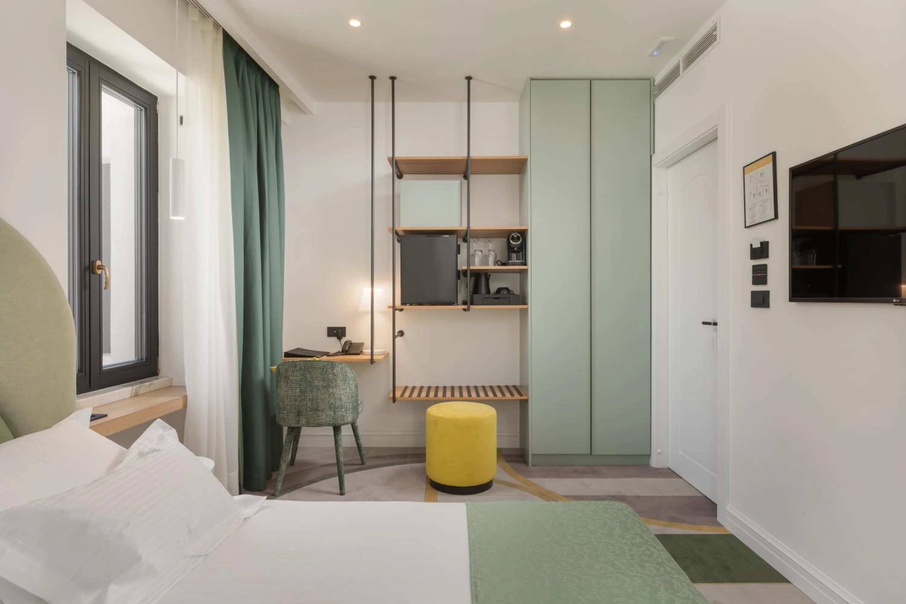 Seating area, Bed in Heritage Hotel Porin Makarska