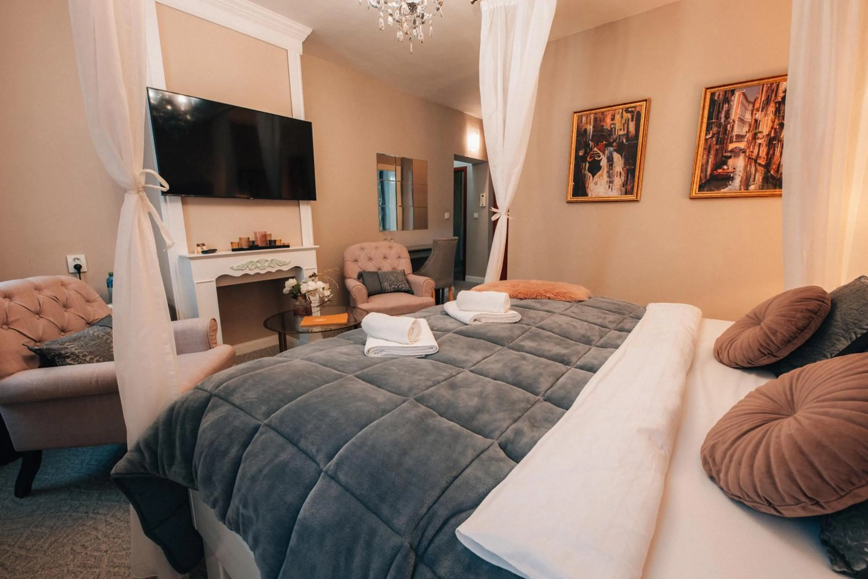Bed in Hotel Telč