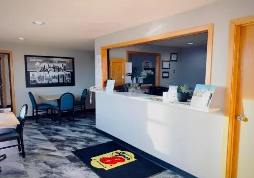 Super 8 by Wyndham Belle Fourche SD