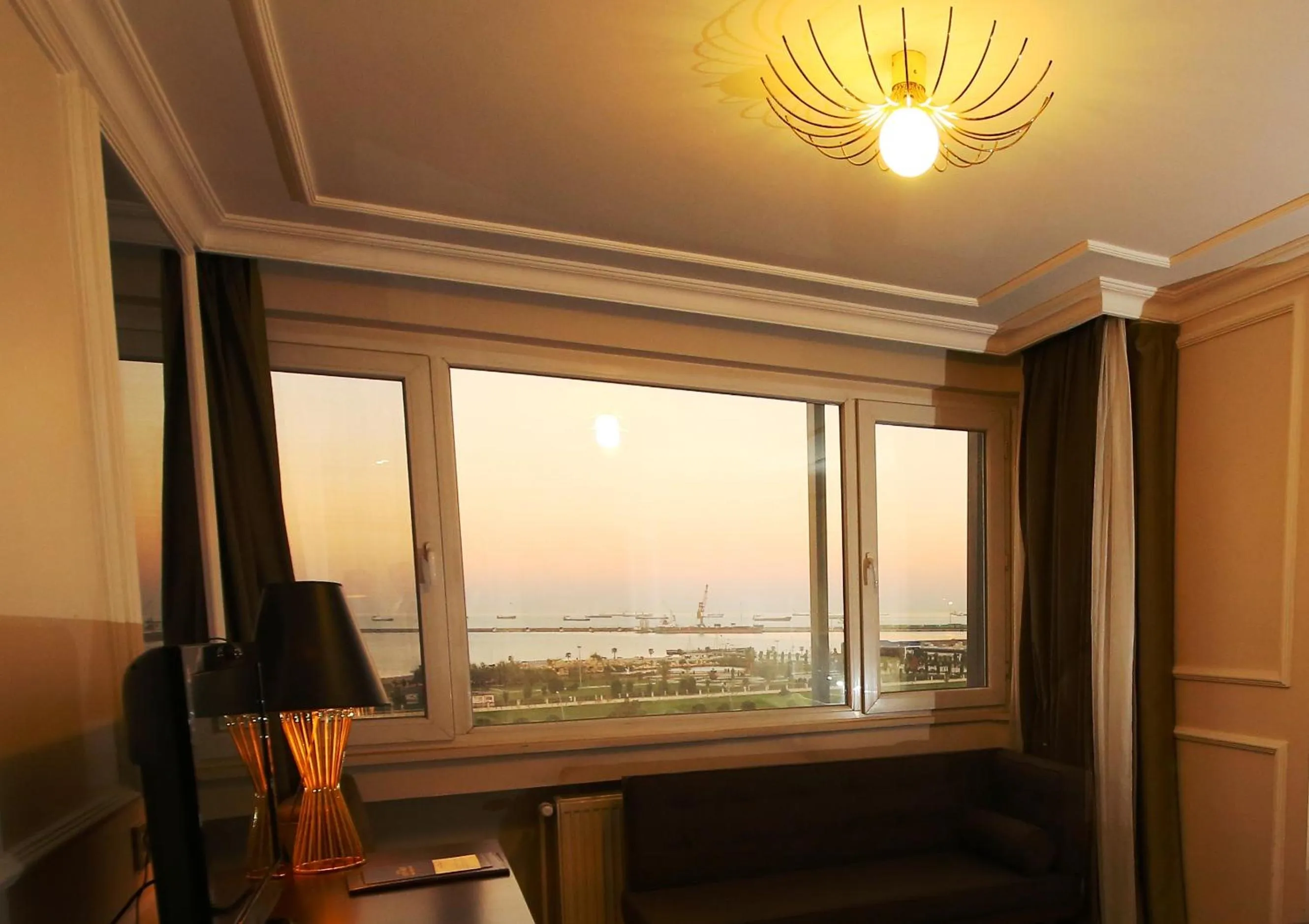 Decorative detail in North Point Hotel