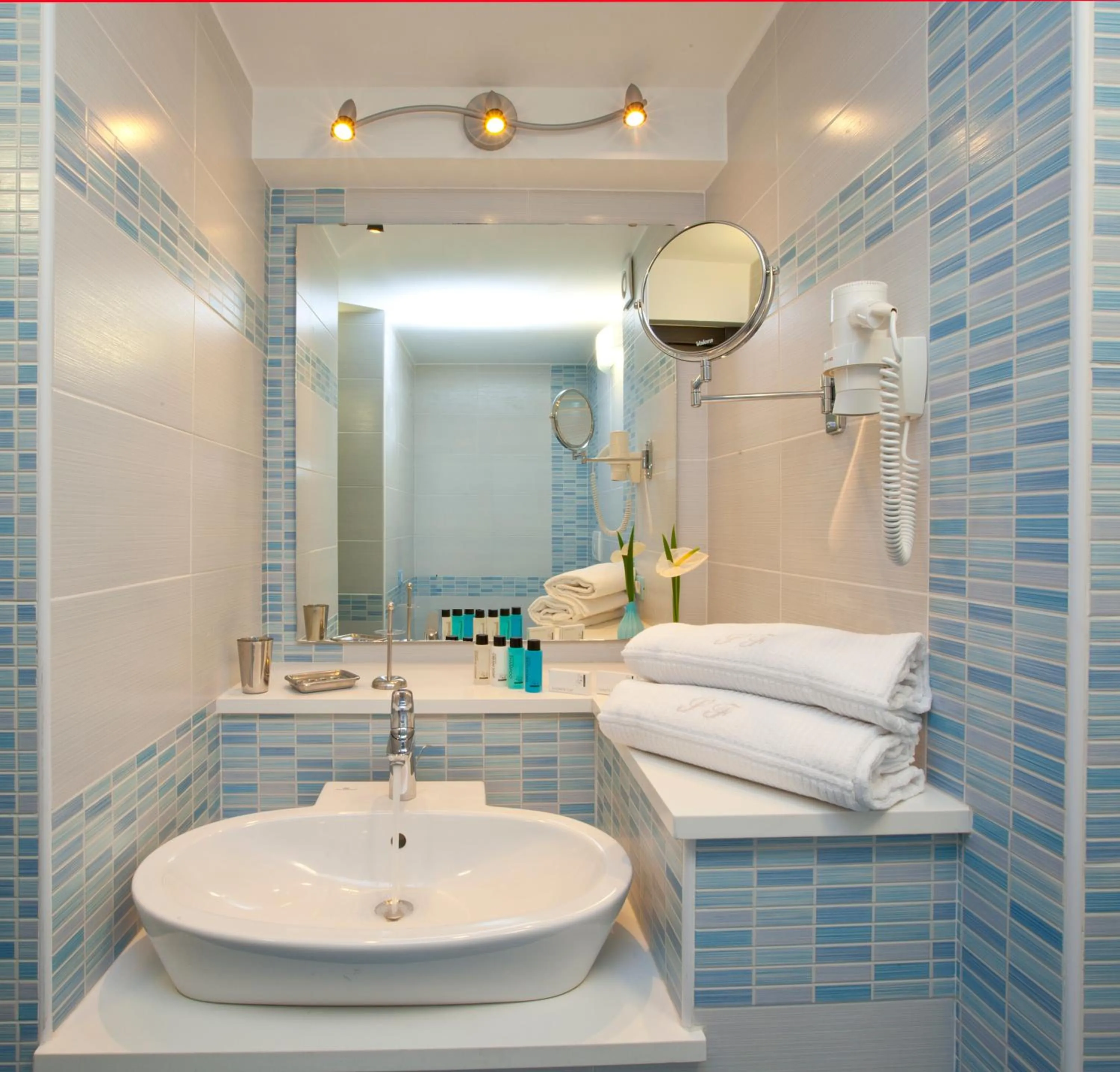 Toilet in Sorrento Flats