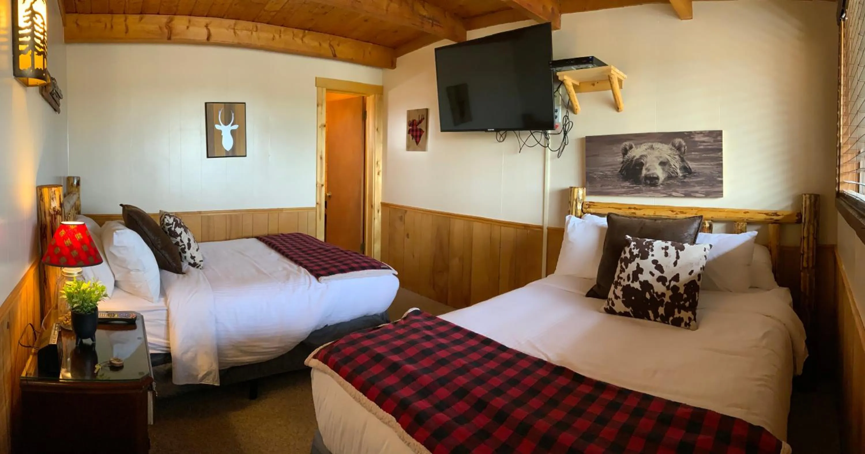 TV and multimedia, Bed in River Lodge