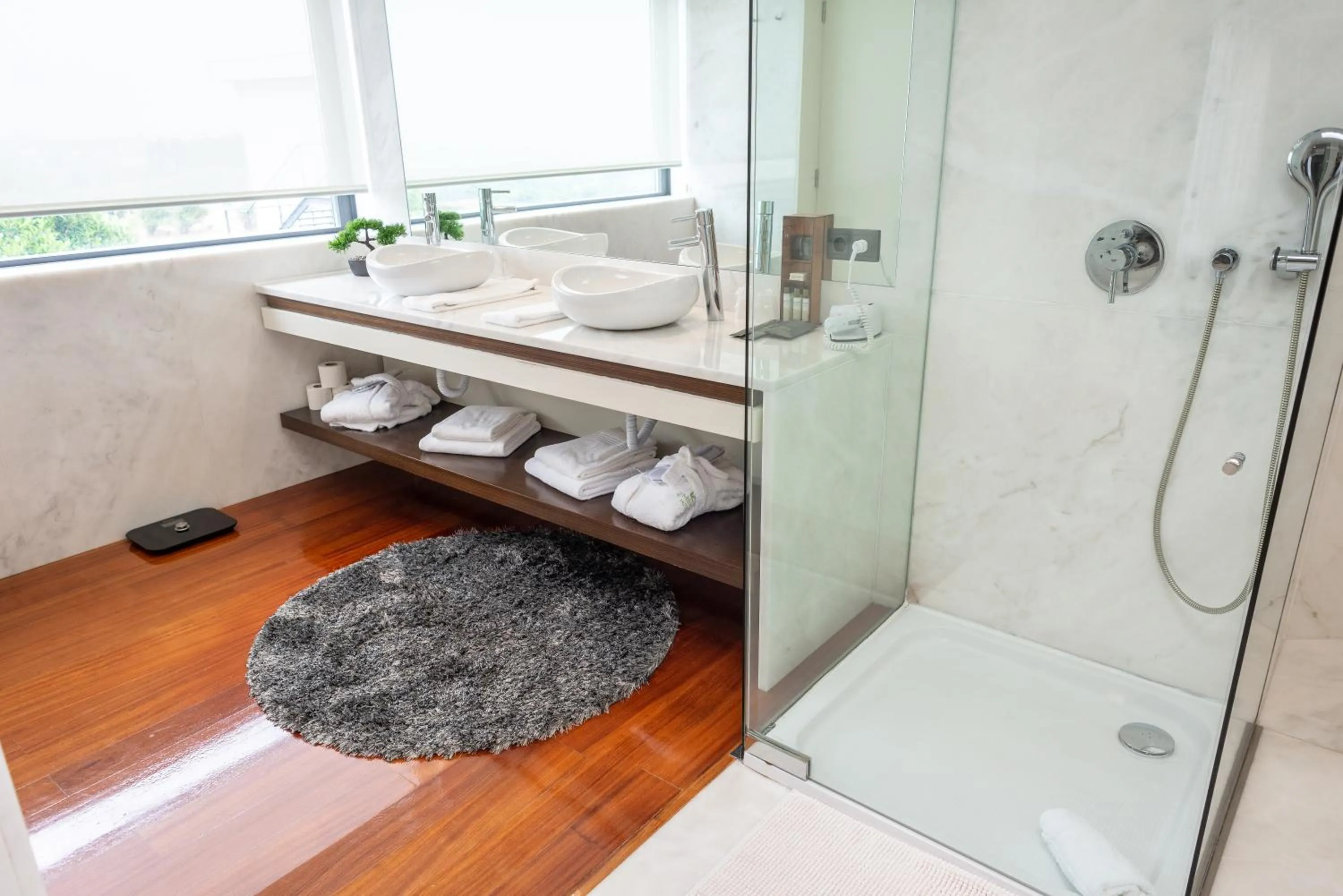 Photo of the whole room in Hotel dos Zimbros