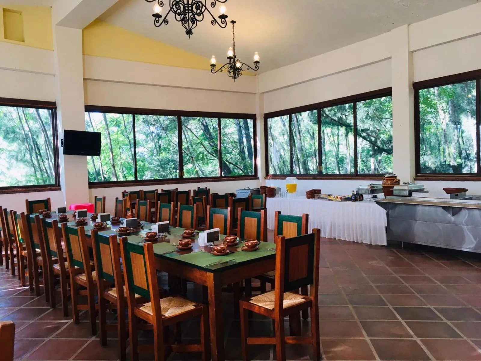 Dining area in Posada Los Colorines