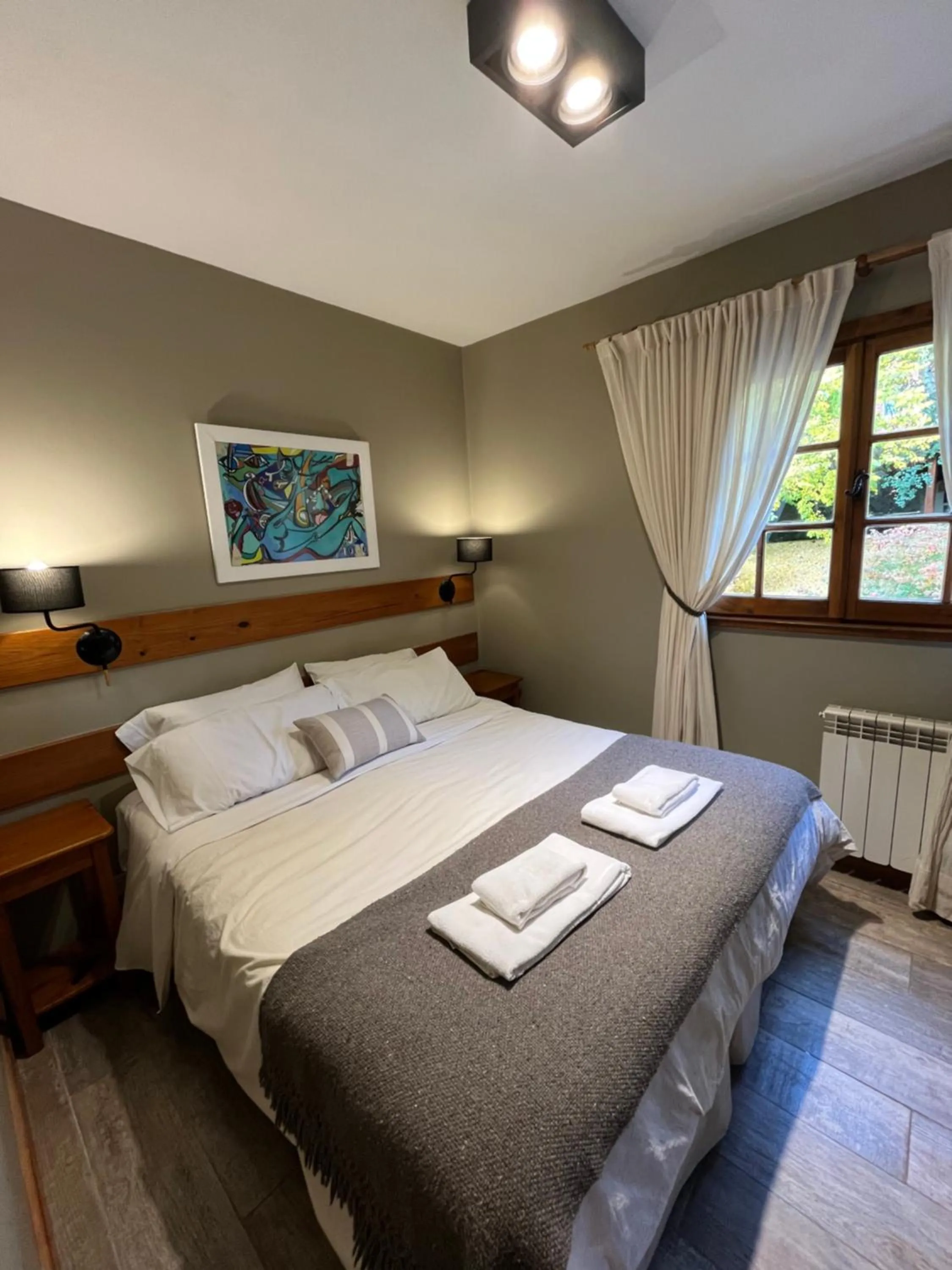 Bedroom, Bed in Las Marianas Hotel