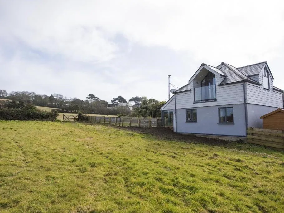 Property building in chyreen@marazion