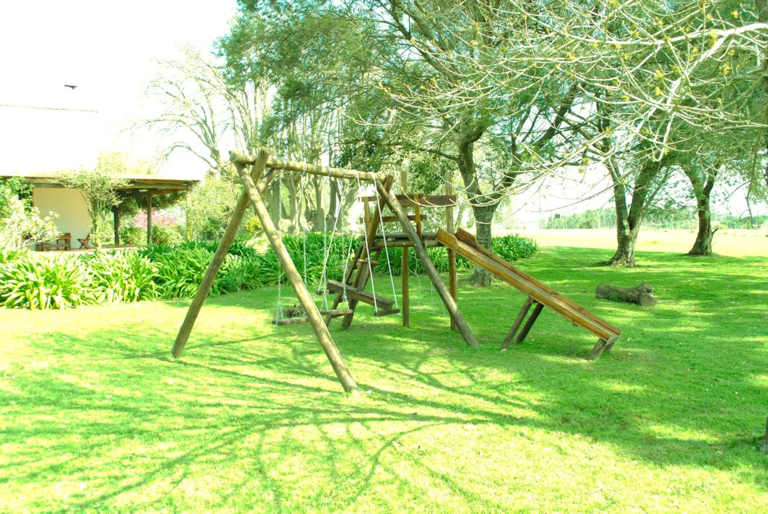 Estancia Aguila Blanca