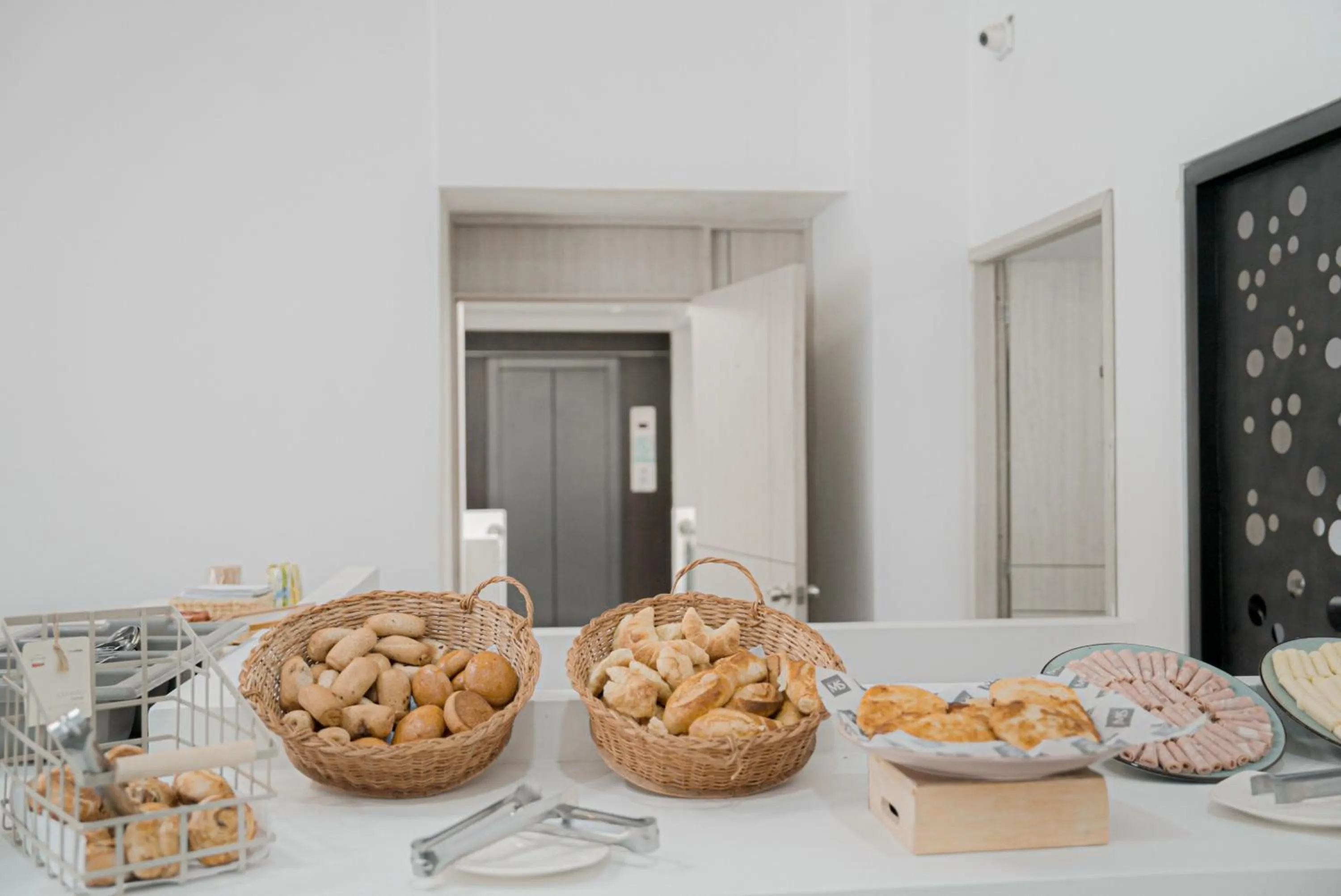 Basic Hotel Chipichape by Hoteles MS