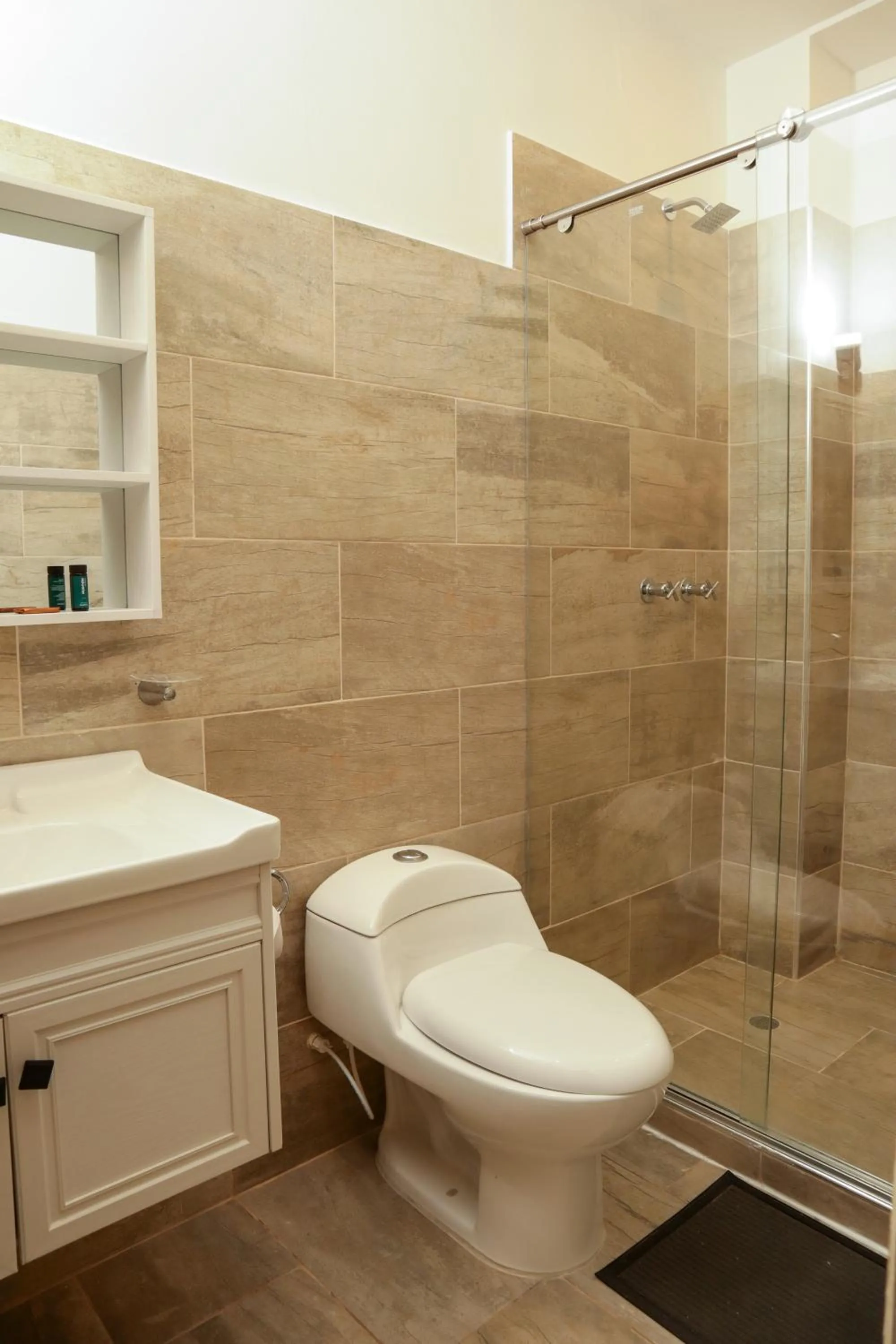 Basic Hotel Chipichape by Hoteles MS